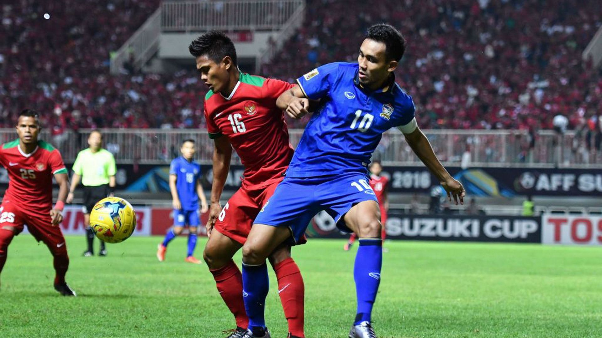 Fachruddin Aryanto Indonesia - Thailand Terasil Dangda