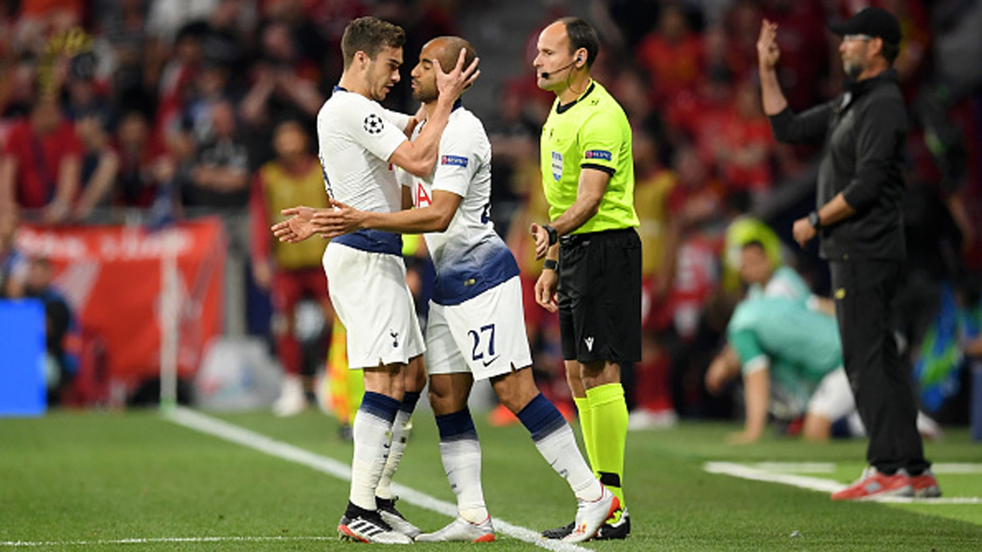 Lucas Moura Harry Winks Tottenham Champions League