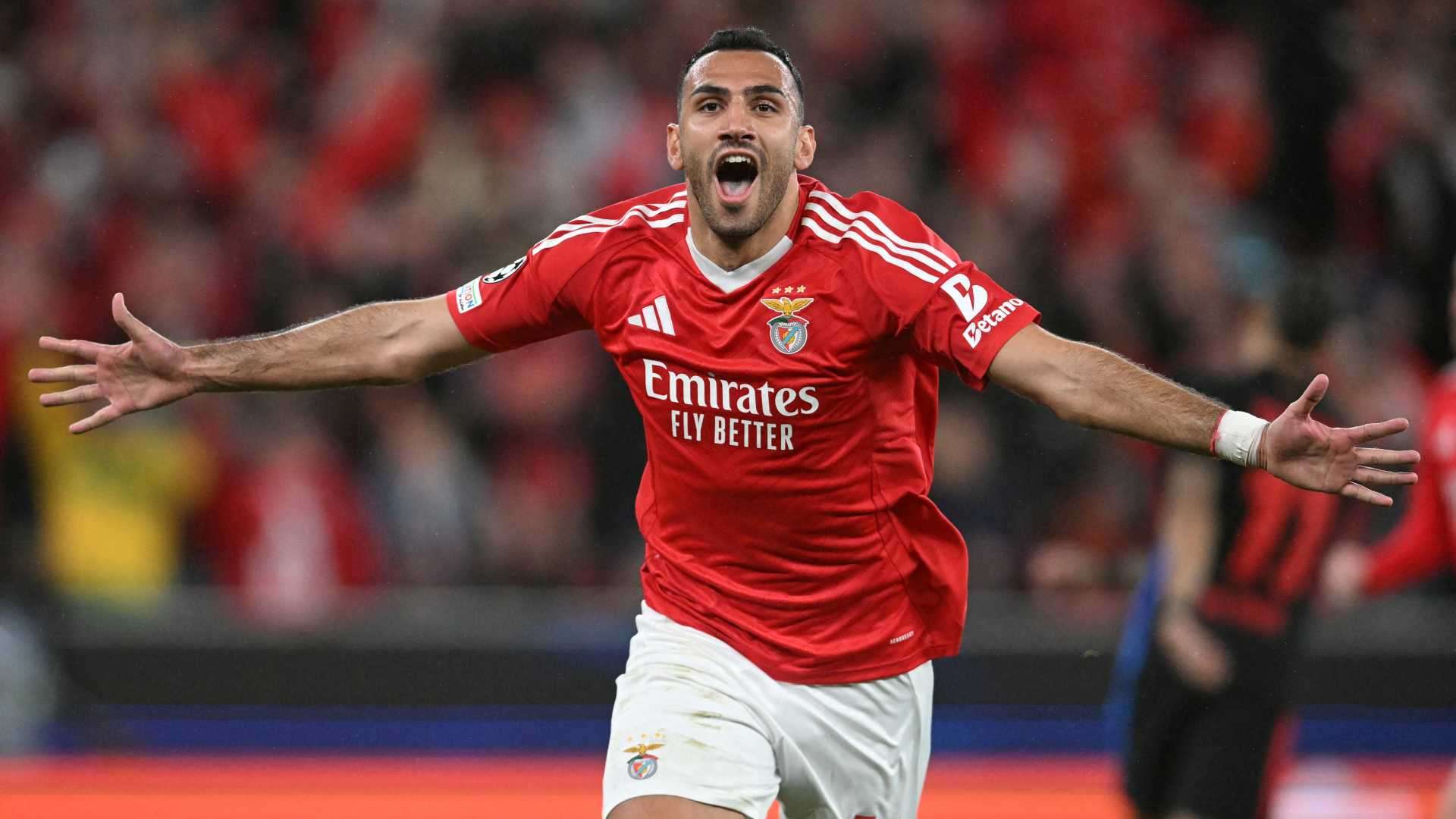 Bad news for Chelsea & Newcastle in race for €100m star Vangelis Pavlidis as Benfica deem Greek star untouchable in summer transfer window | Goal.com