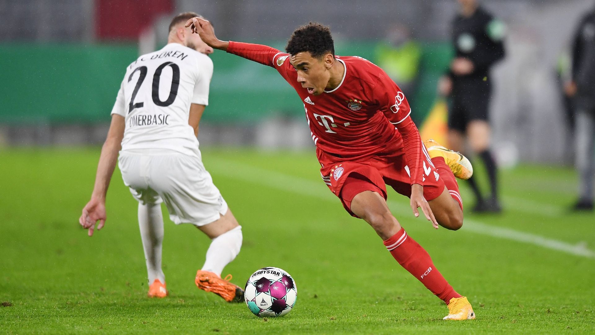 ONLY GERMANY Jamal Musiala Bayern Munchen Duren DFB Pokal 15102020
