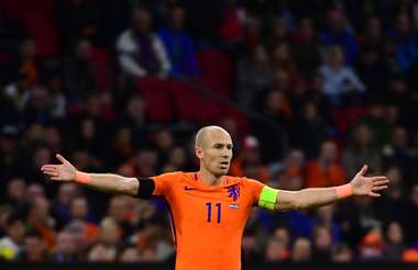 e5b83b83d350e0e2088c70acc70823384b309190