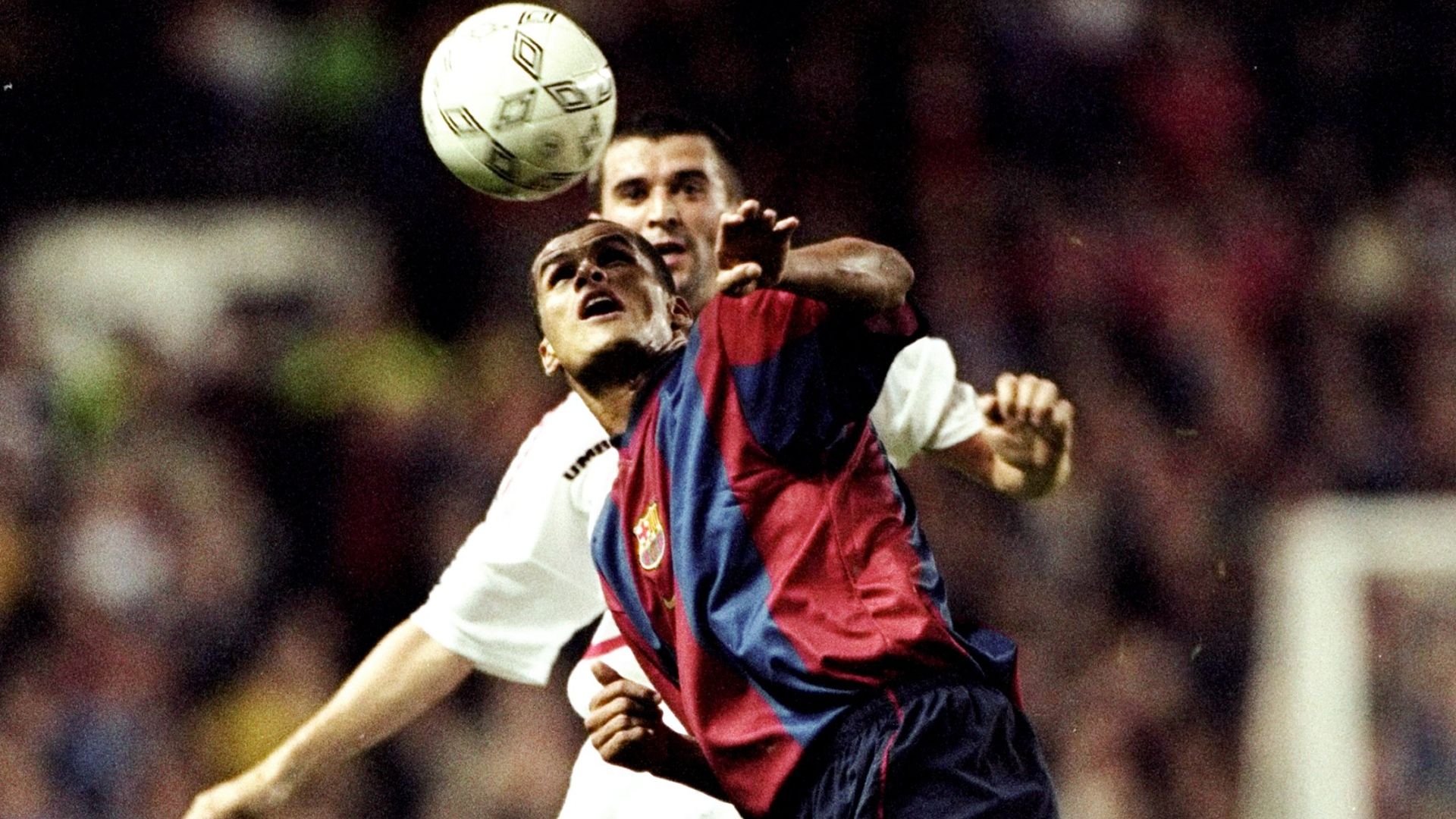 Rivaldo Roy Keane Barcelona Man Utd Champions League 1988-99