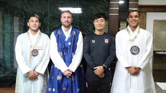 제주 남기일 헤이스 유리 링