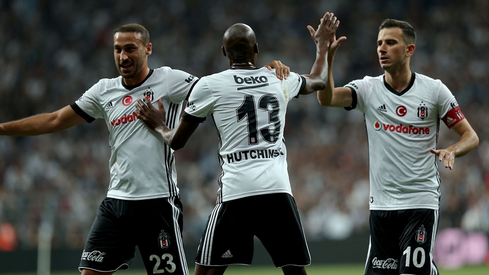 Cenk Tosun Atiba Hutchinson Oguzhan Ozyakup Besiktas 2682017