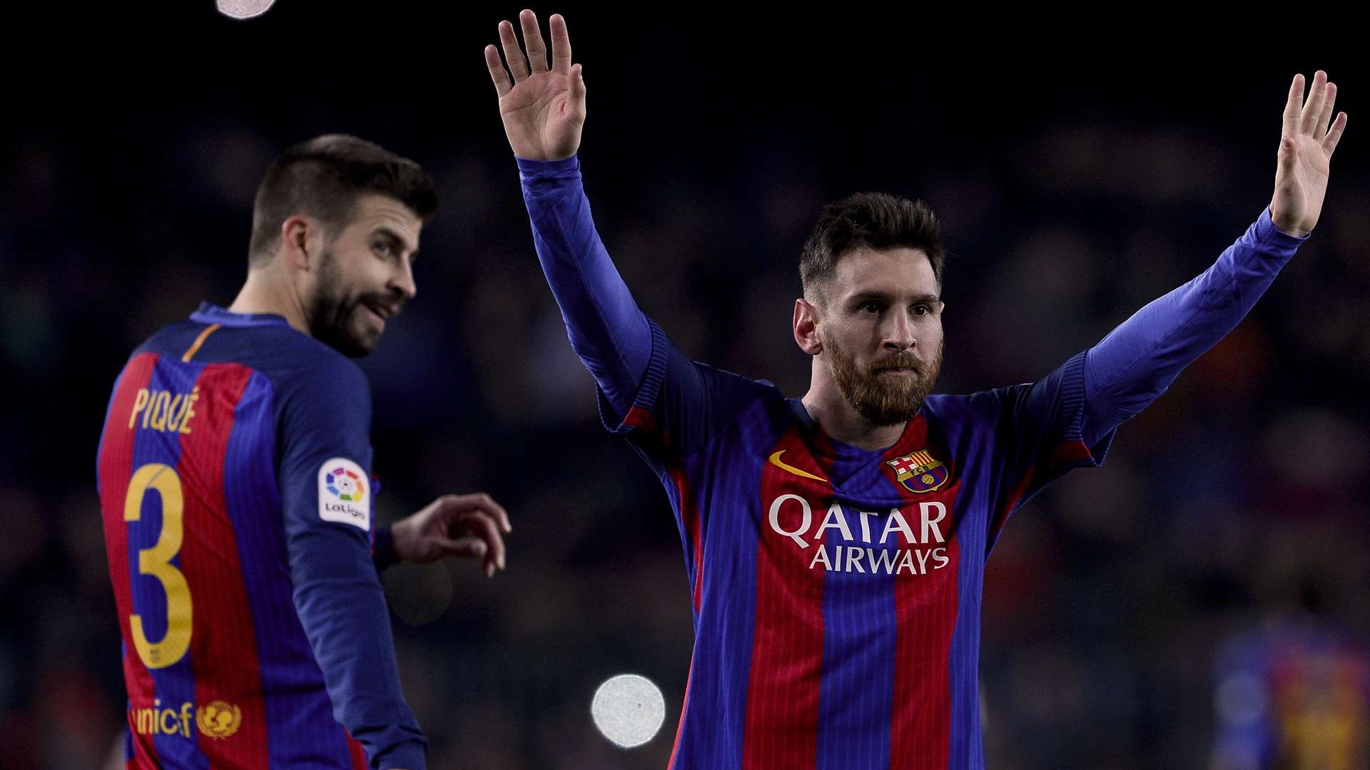 Gerard Pique Leo Messi Barcelona 18122016