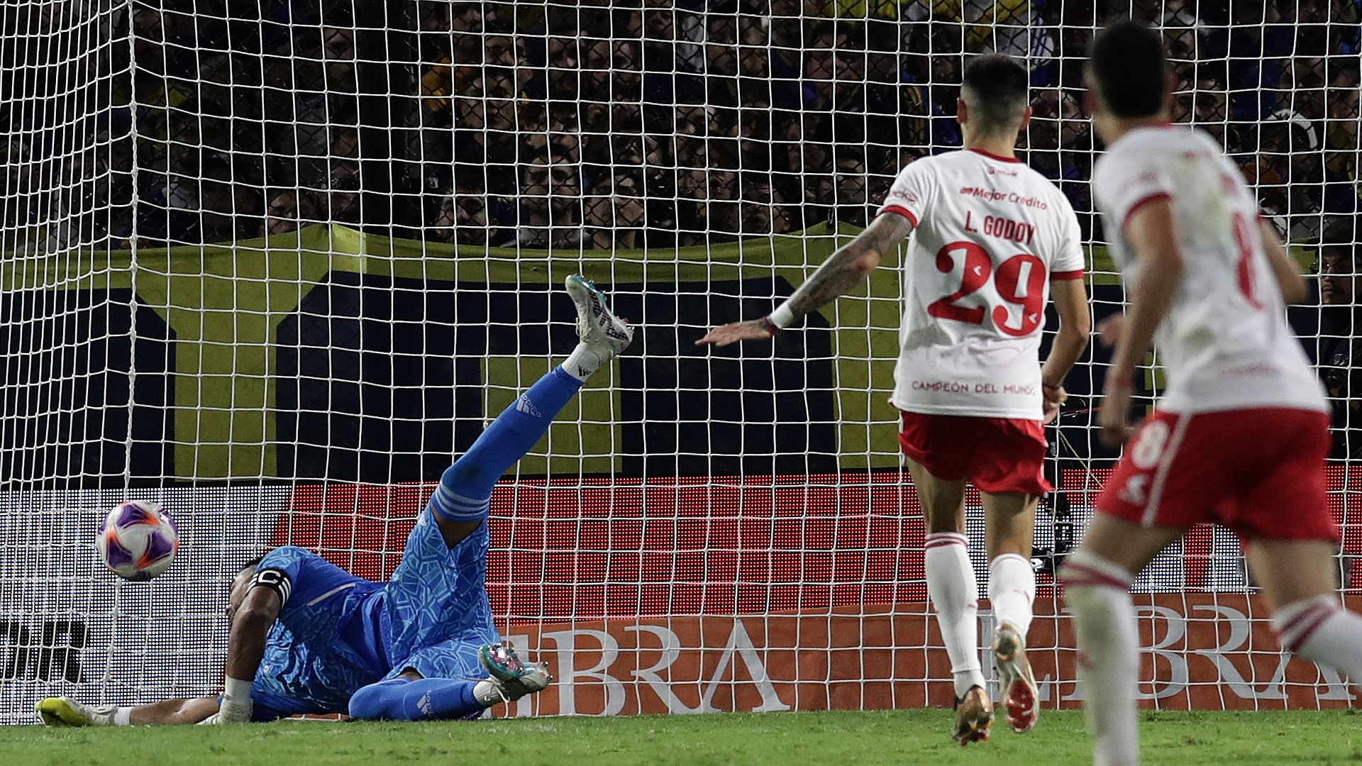 sergio romero boca estudiantes torneo binance 15042023