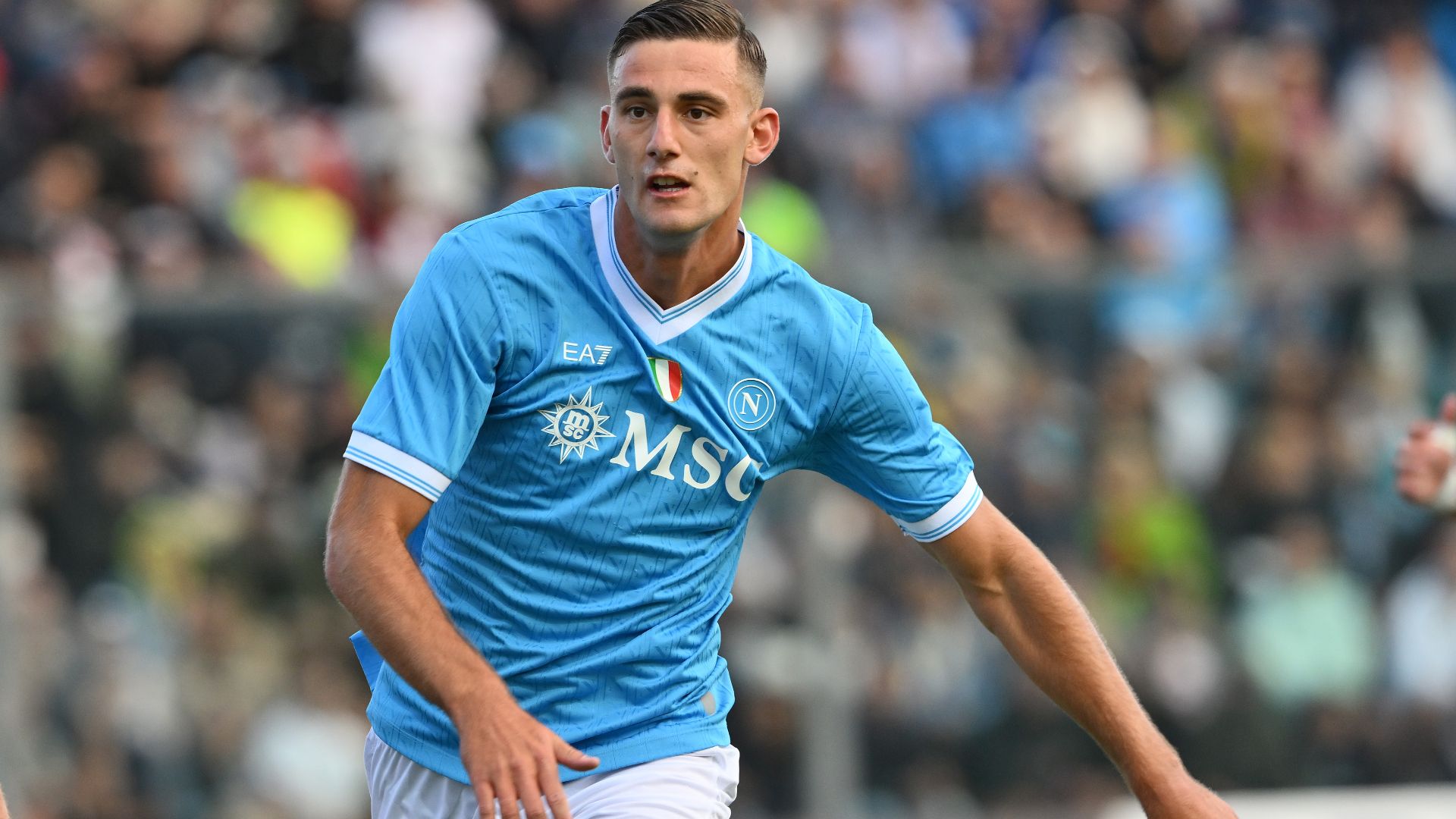 Lucca Napoli prima maglia