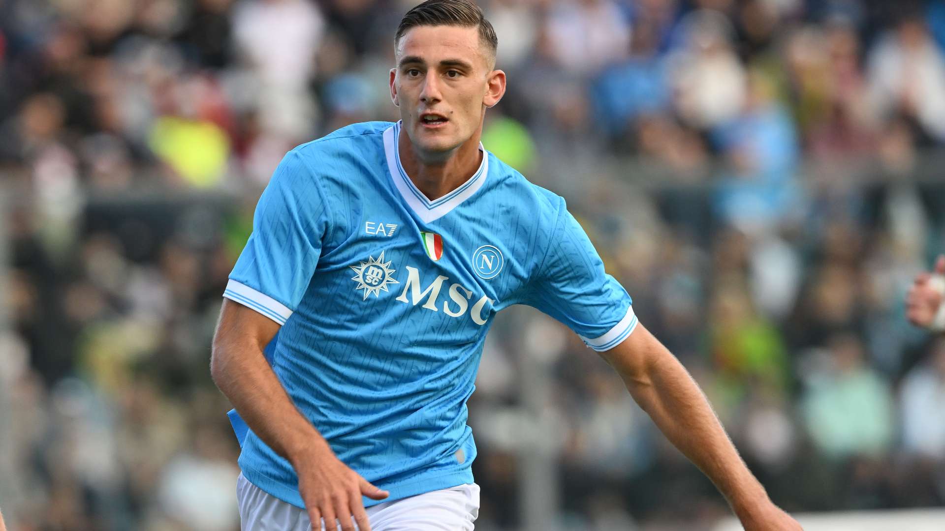 Lucca Napoli prima maglia