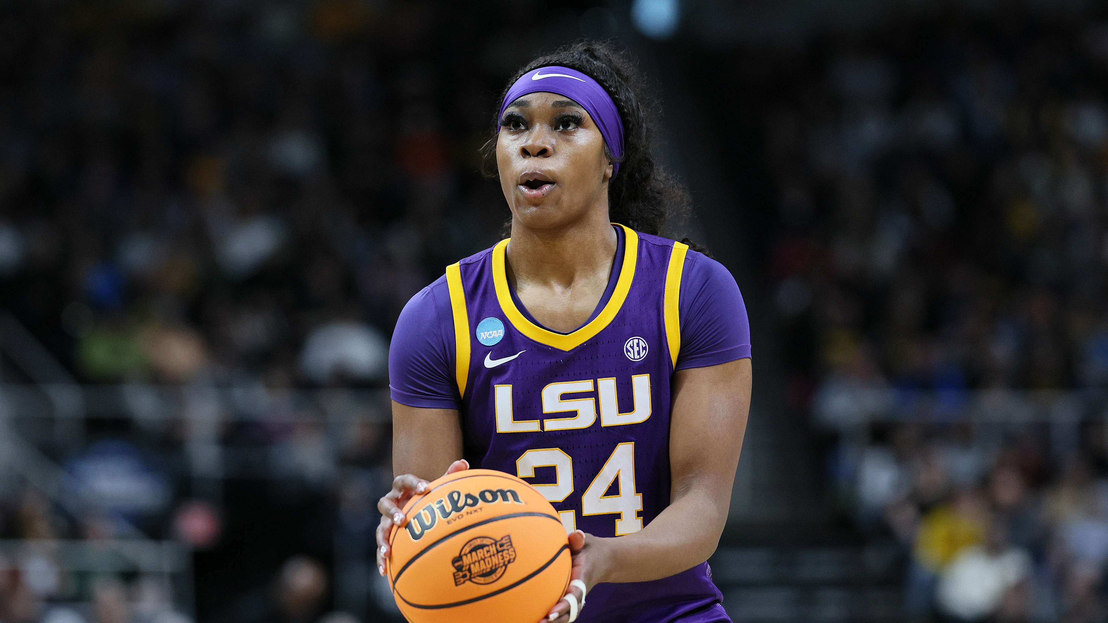 Aneesah Morrow LSU Tigers