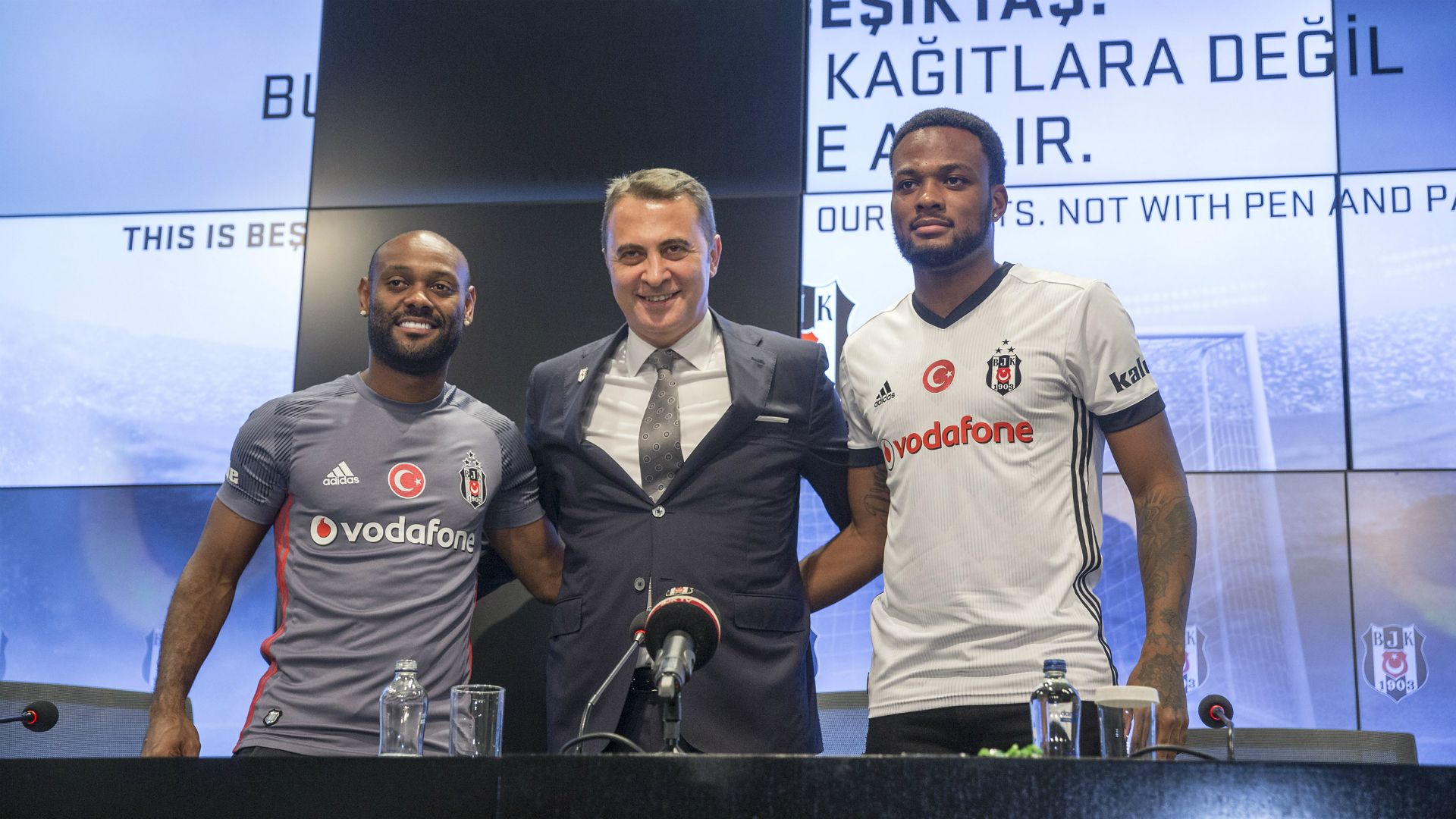 Vagner Love Fikret Orman Cyle Larin Besiktas