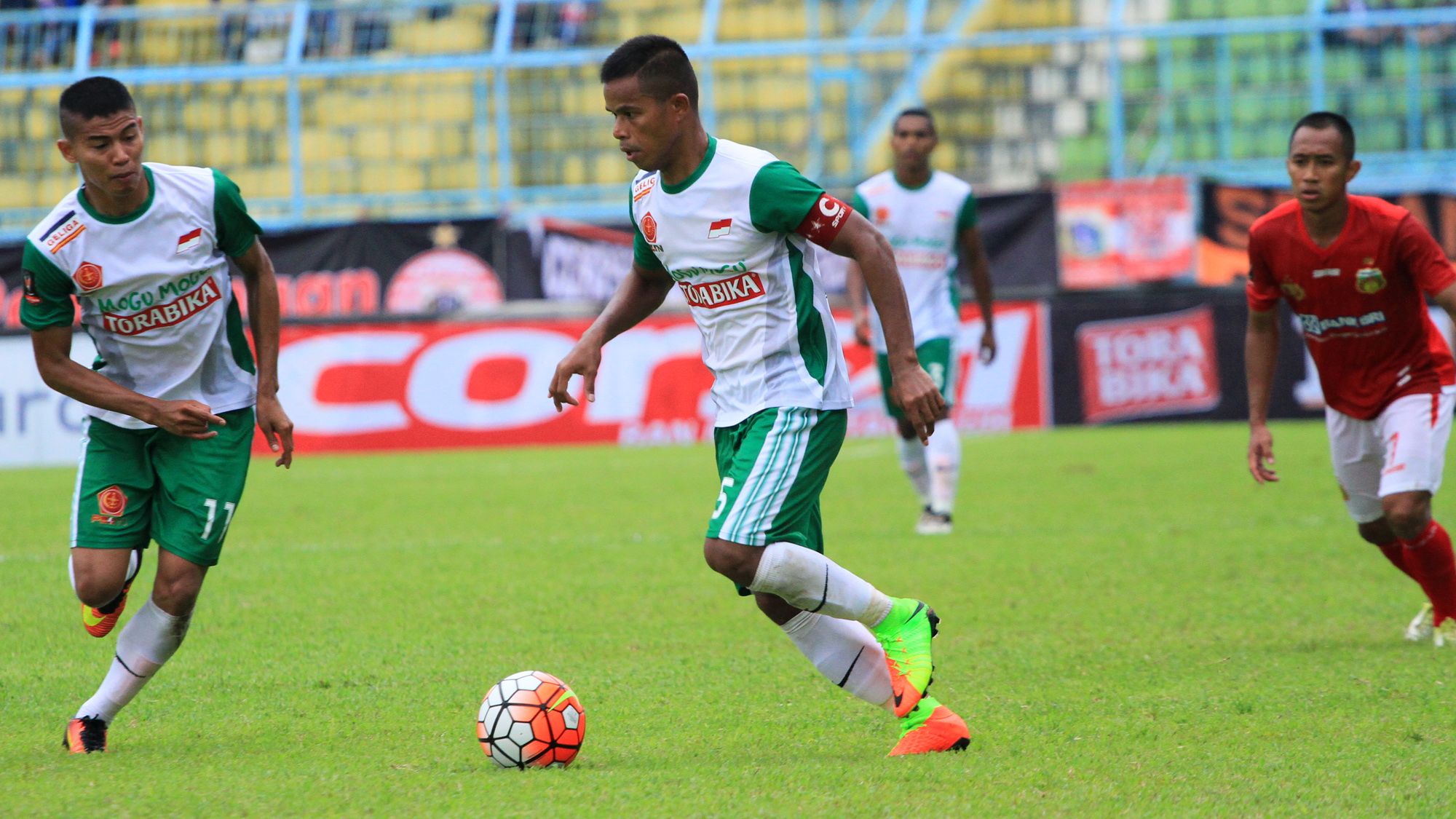 Manahati Lestusen - PS TNI