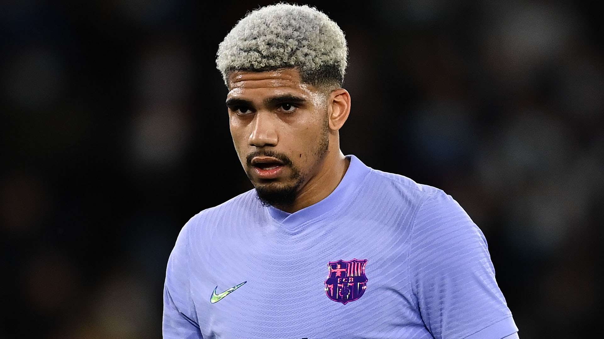 Ronald Araujo Barcelona 2021-22