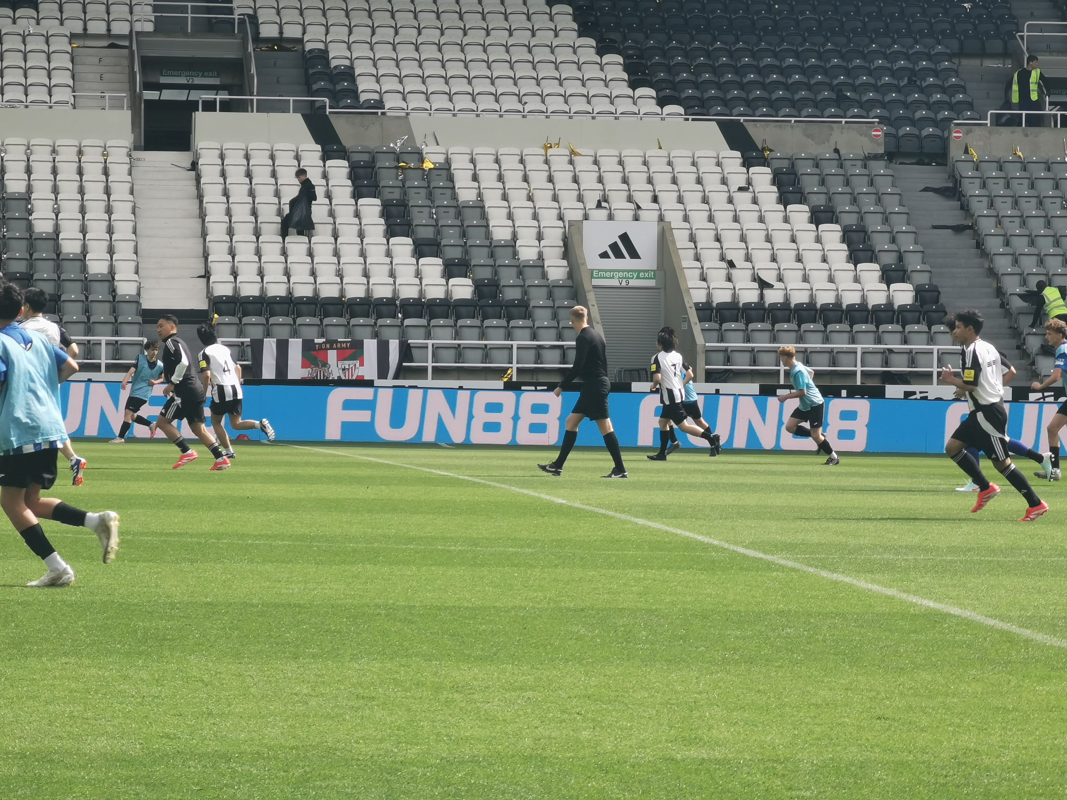 Play with FUN, be FUN