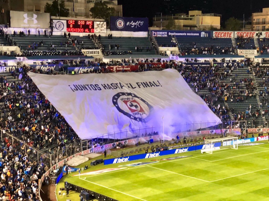 Telón Cruz Azul