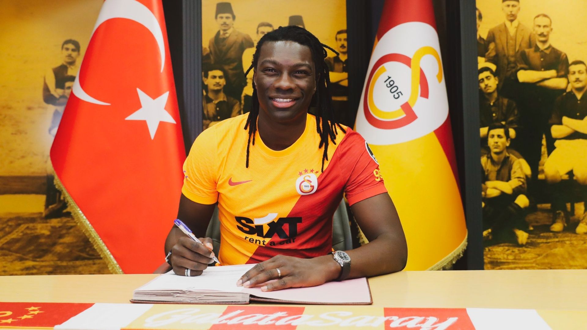 Bafetimbi Gomis - galatasaray 2022
