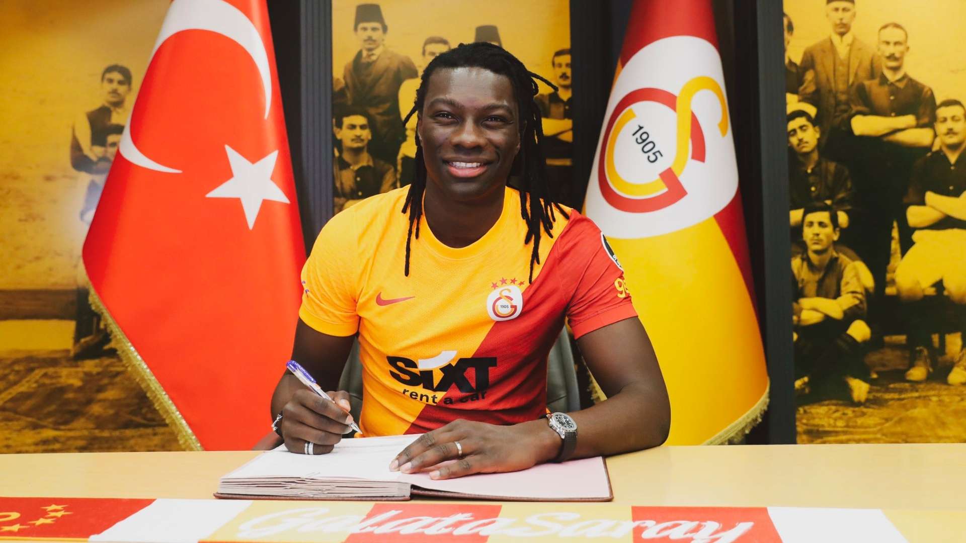 Bafetimbi Gomis - galatasaray 2022