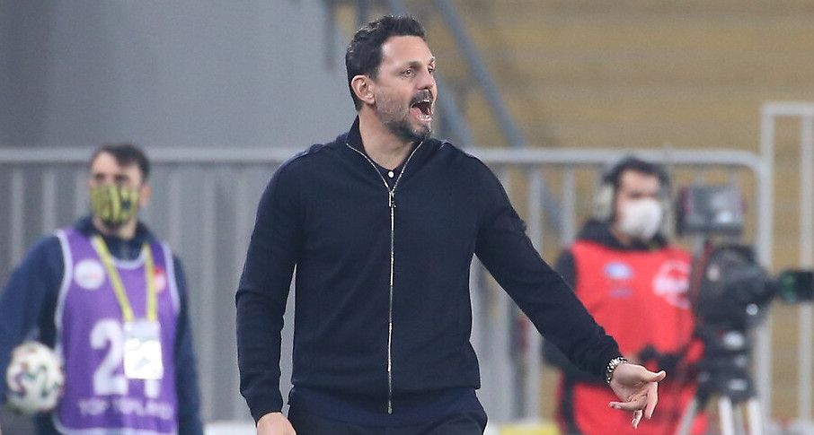 Erol Bulut Fenerbahce Coach vs. Galatasaray 02/07/21