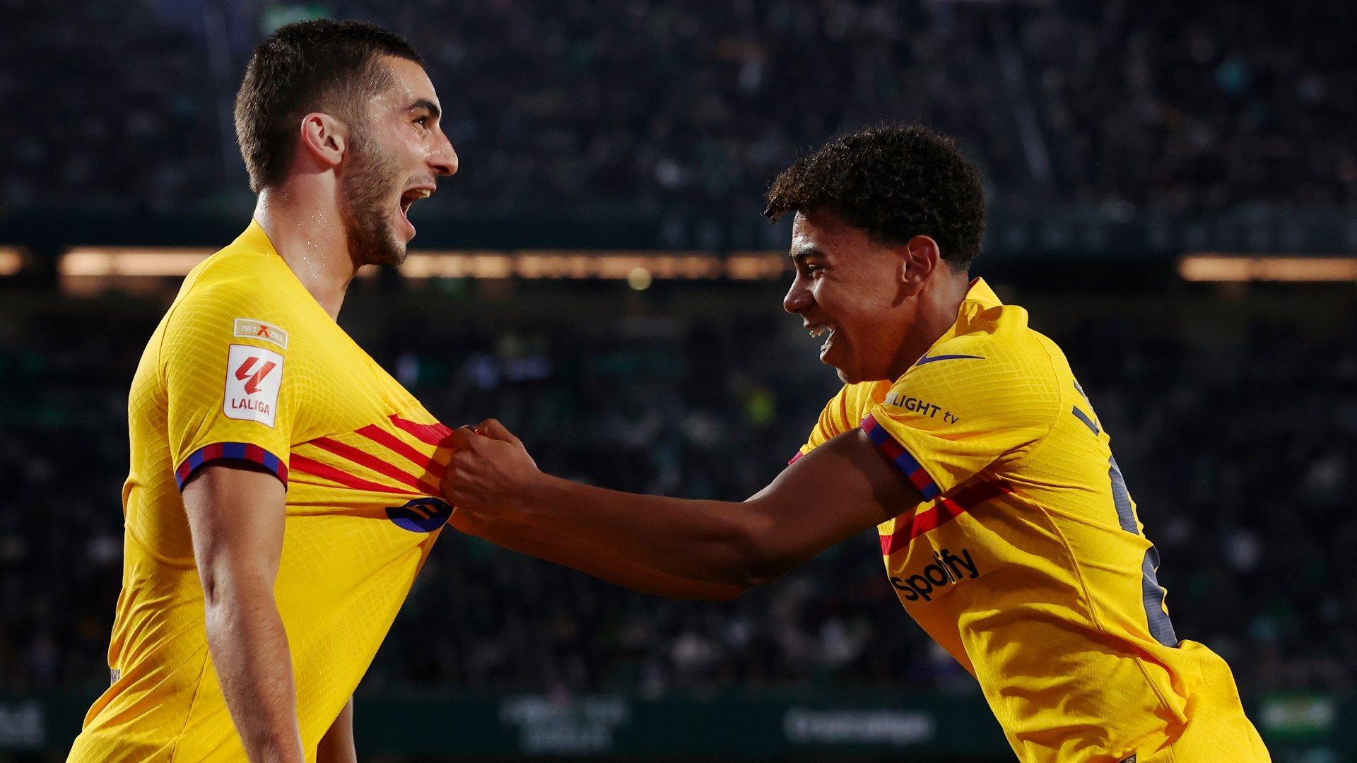 Ferran Torres Lamine Yamal Barcelona 2023-24