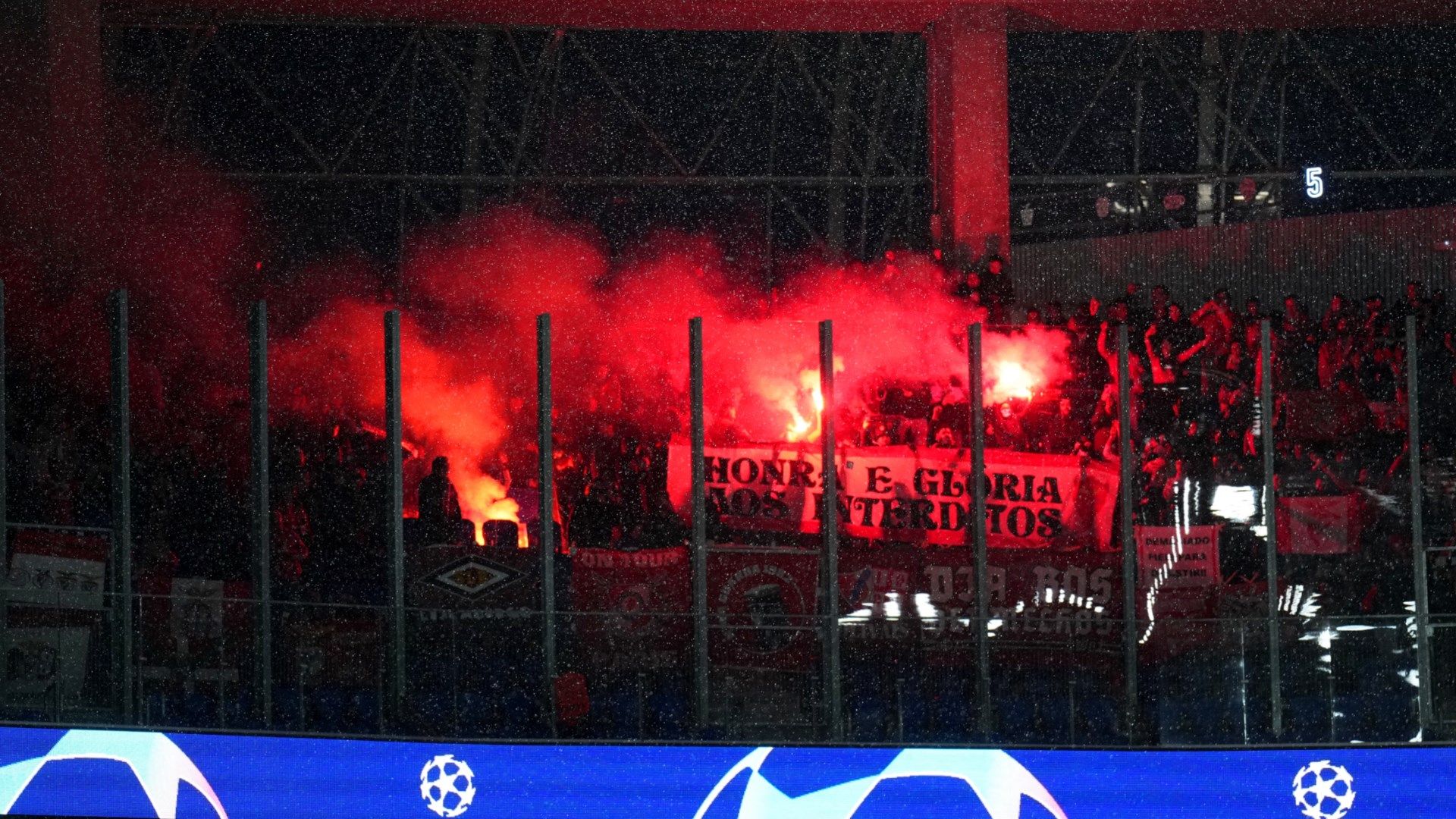 Benfica fans Real Sociedad 2023