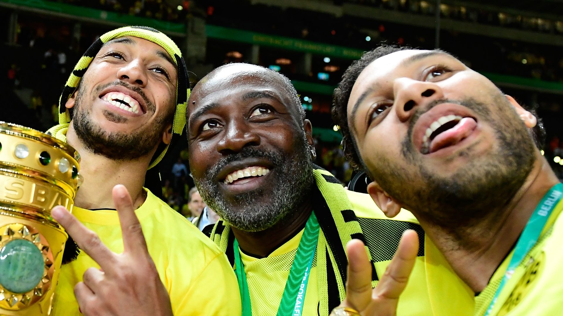 Aubameyang Family Dortmund Frankfurt German Cup Final 05272017