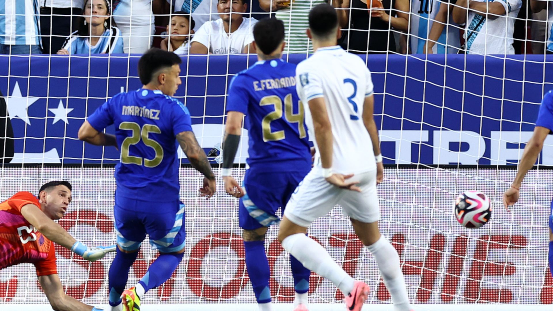 Lisandro Martinez Argentina 2024