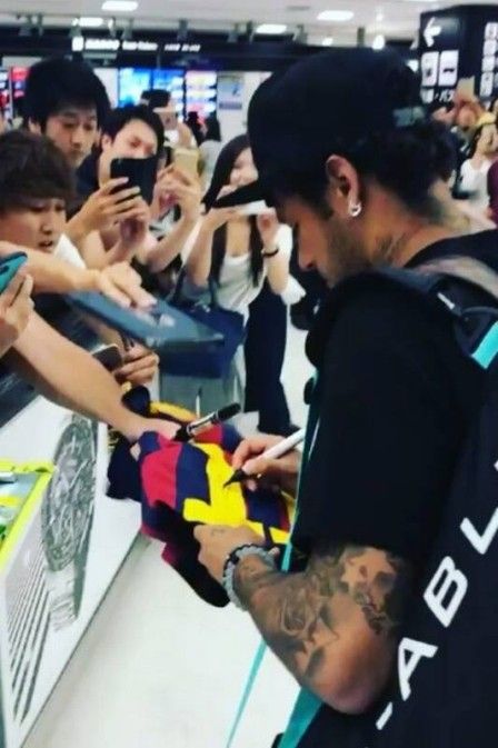 Neymar no Japão