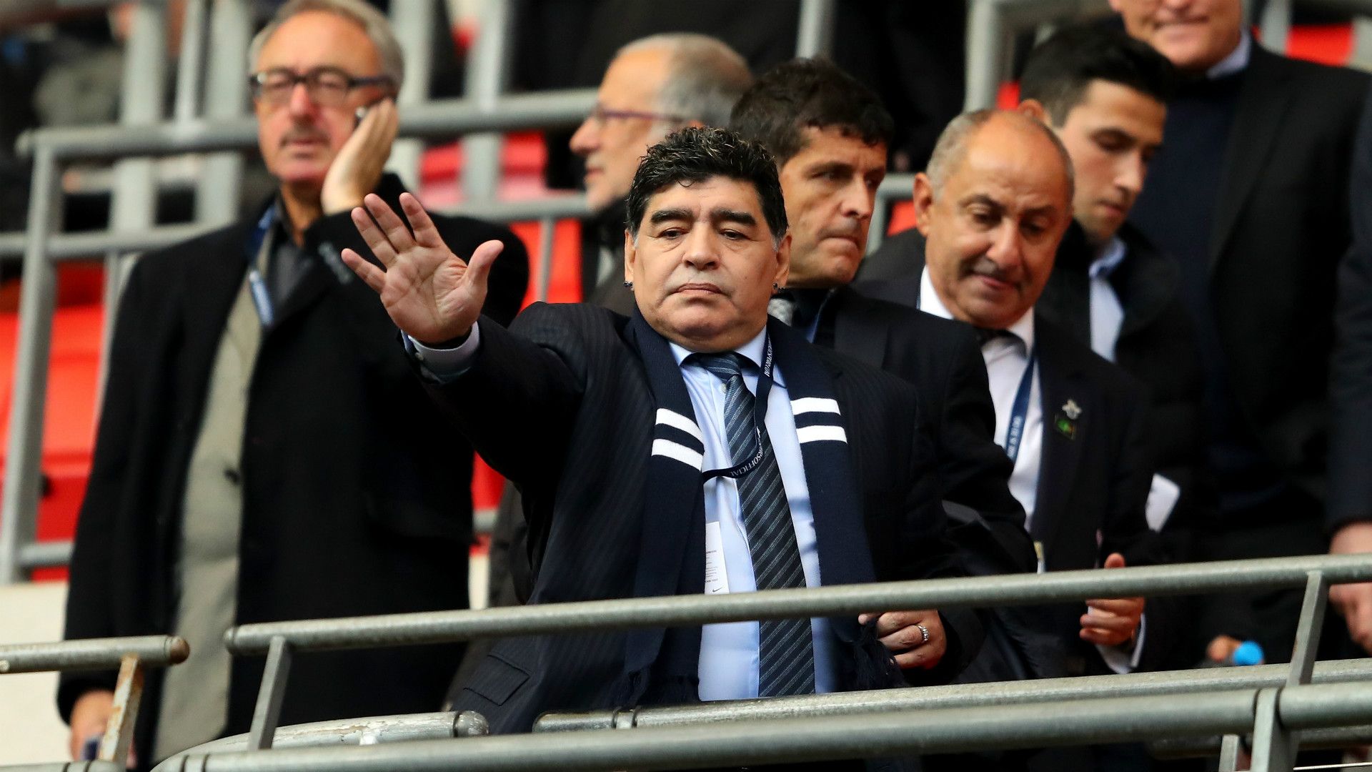 Diego Maradona Osvaldo Ardiles Tottenham Liverpool Premier League 22102017