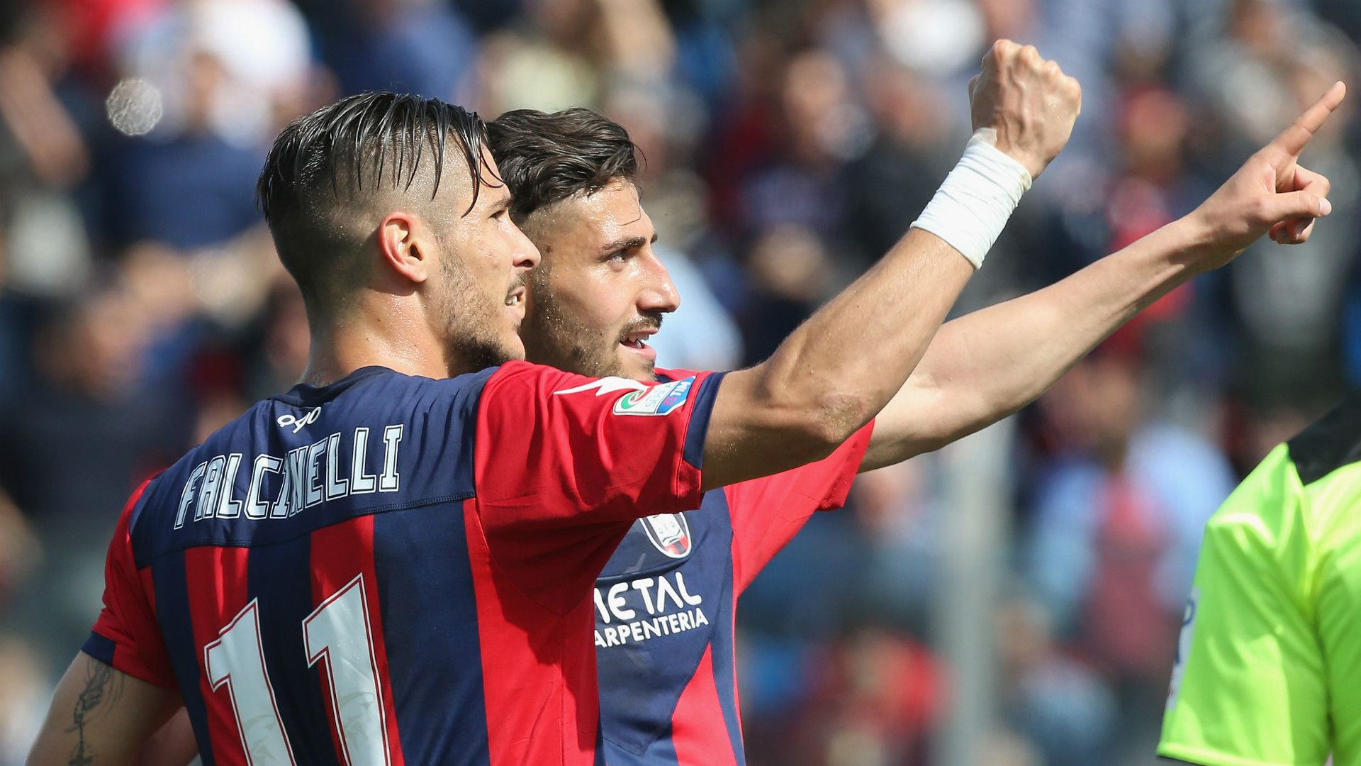 Diego Falcinelli Marcello Trotta Crotone Serie A 2017/04/09