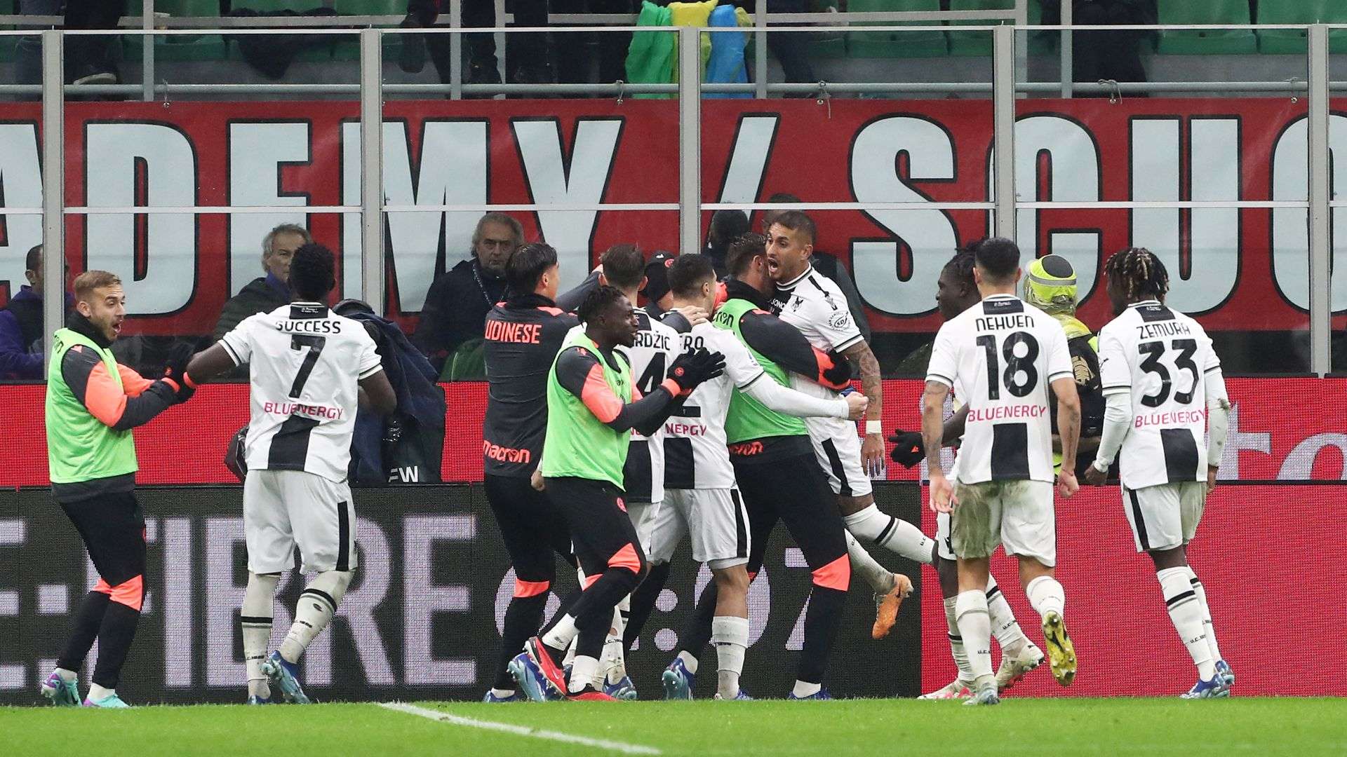 Udinese players celebrating Milan Udinese Serie A