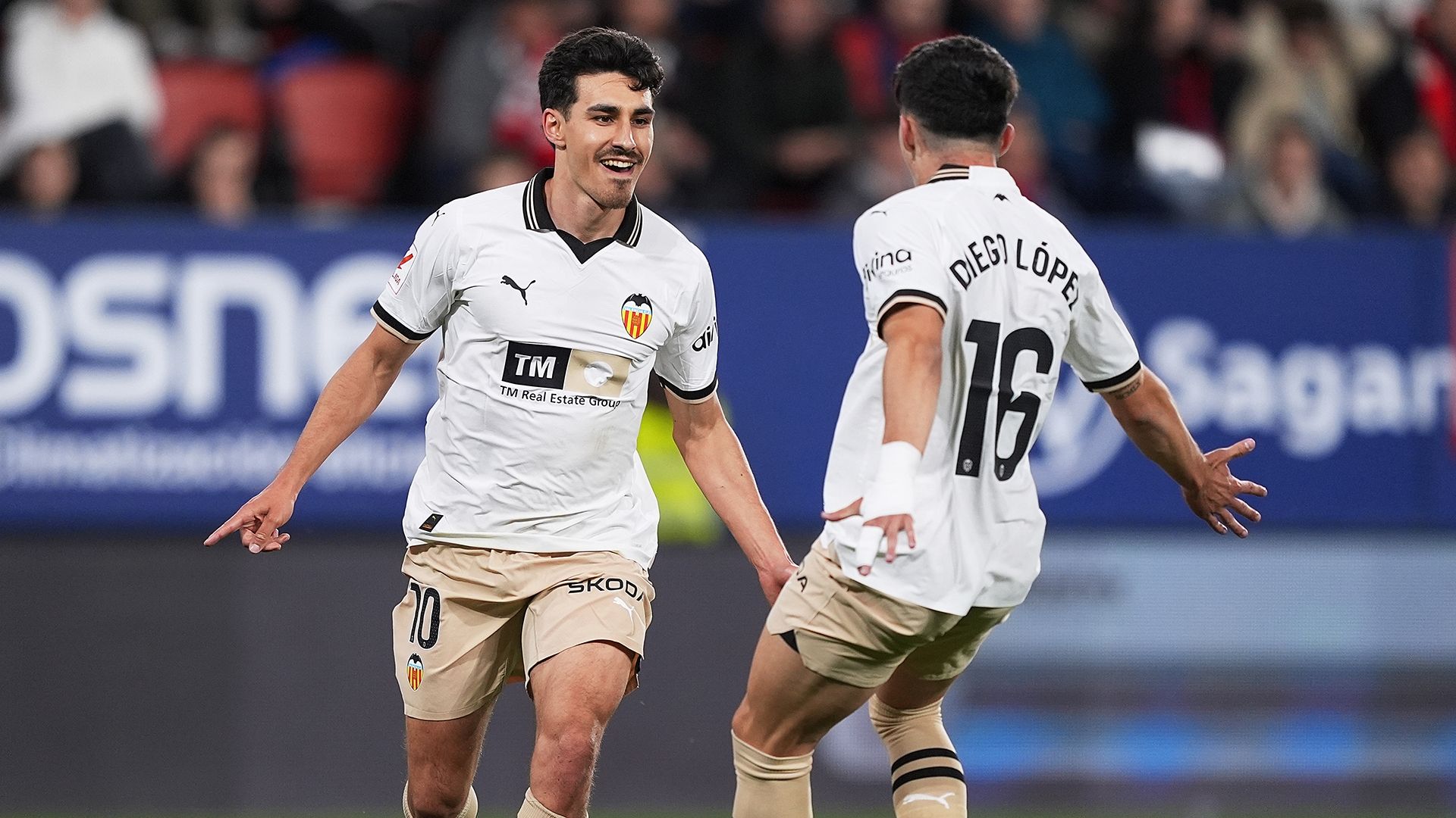 Andre Almeida Valencia Osasuna LaLiga 2023-24