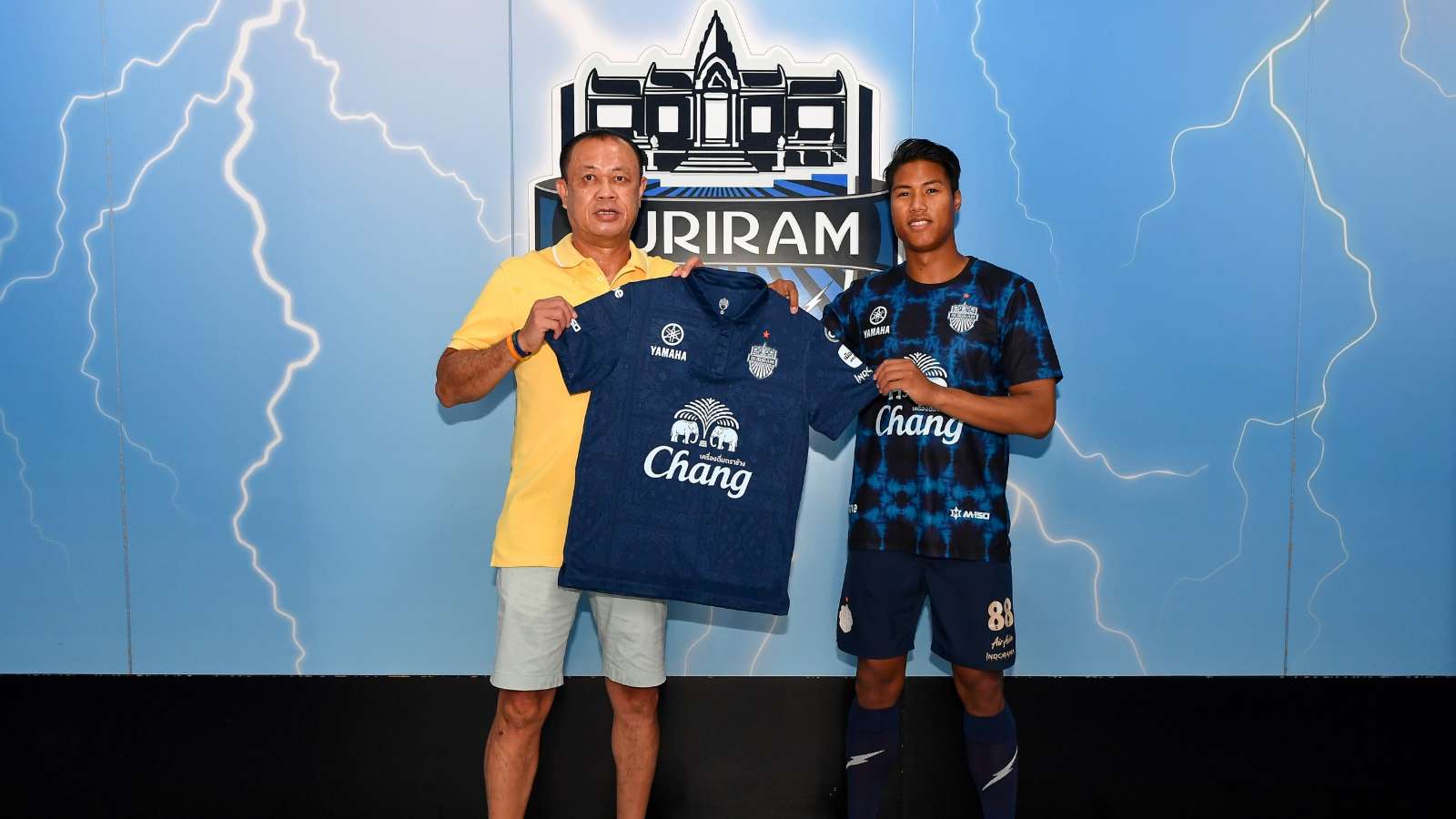 นิรันดร์ มีมาก