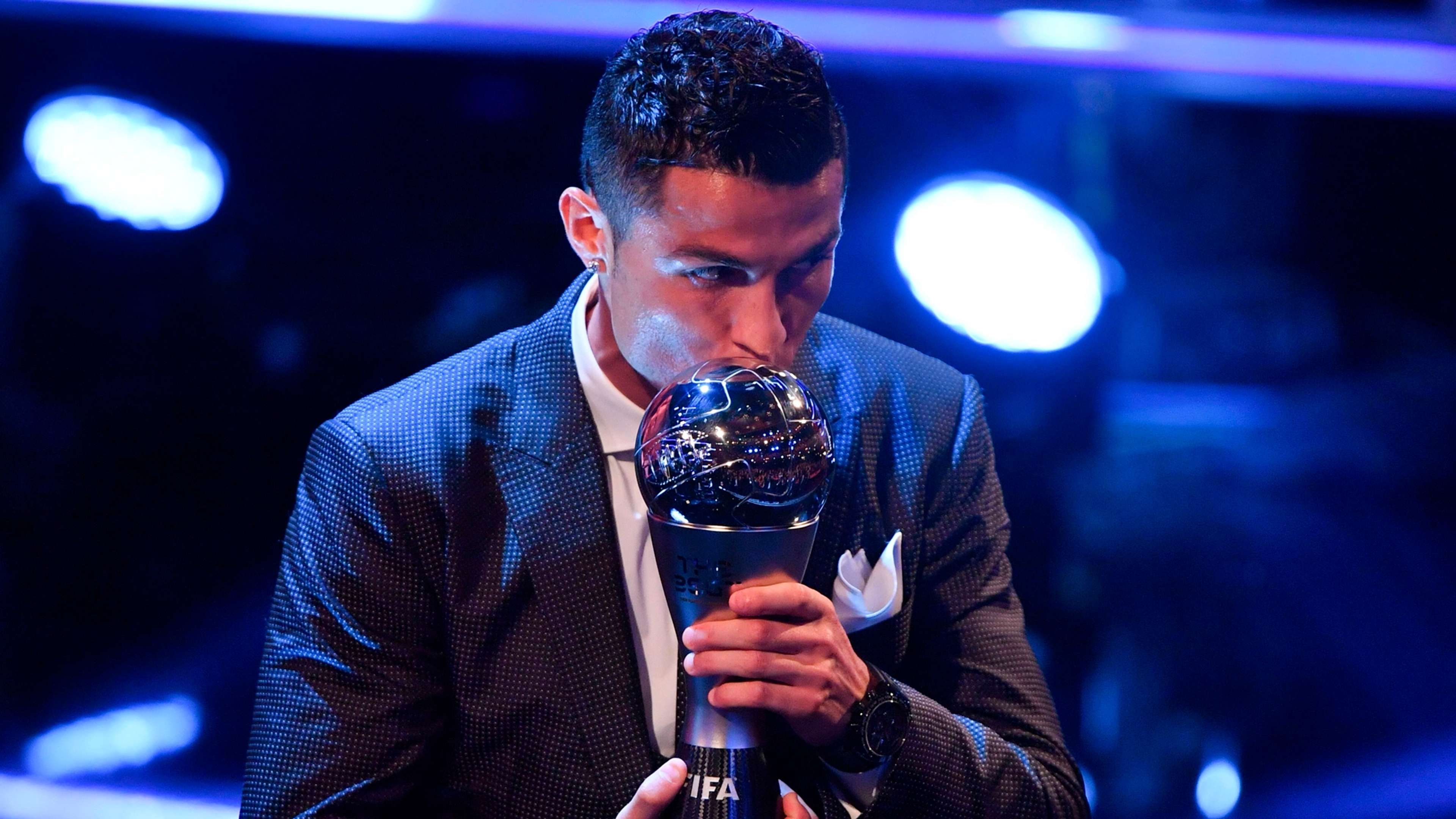 Ronaldo FIFA Awards 10232017