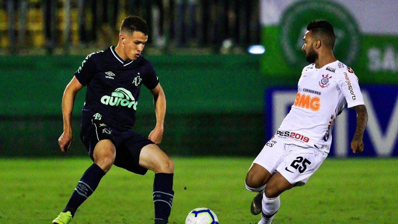 Clayson Chapecoense Corinthians Copa do Brasil 17042019