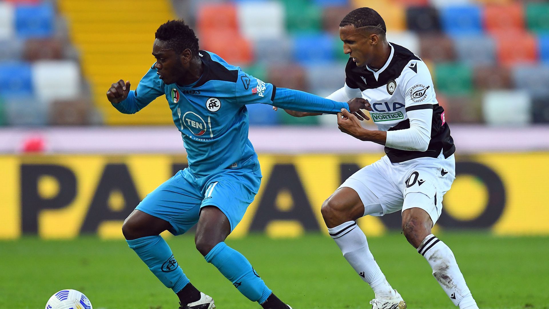 Emmanuel Gyasi Rodrigo Becao Udinese Spezia Serie A