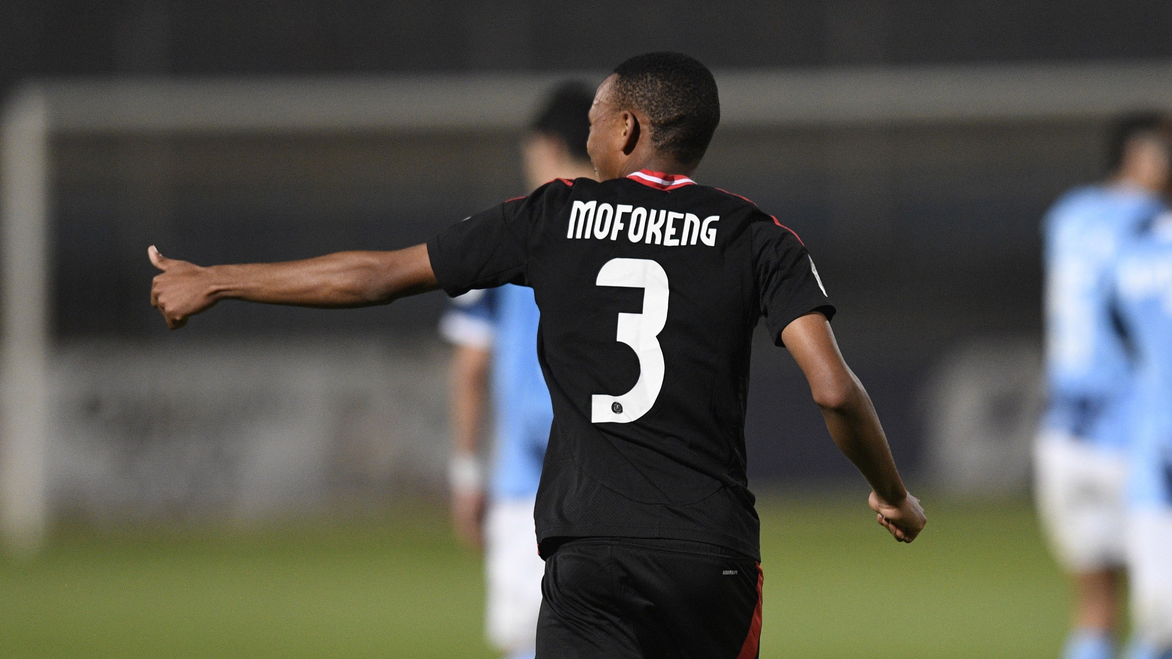 Relebohile Mofokeng, Orlando Pirates