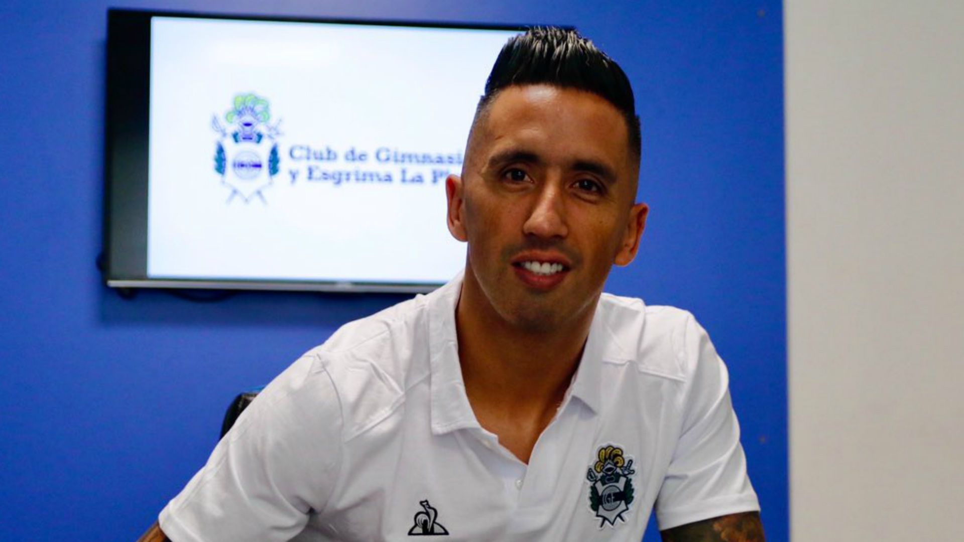 Lucas Barrios Gimnasia La Plata 17012020