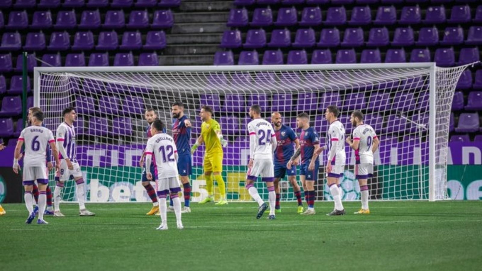 VALLADOLID HUESCA LALIGA