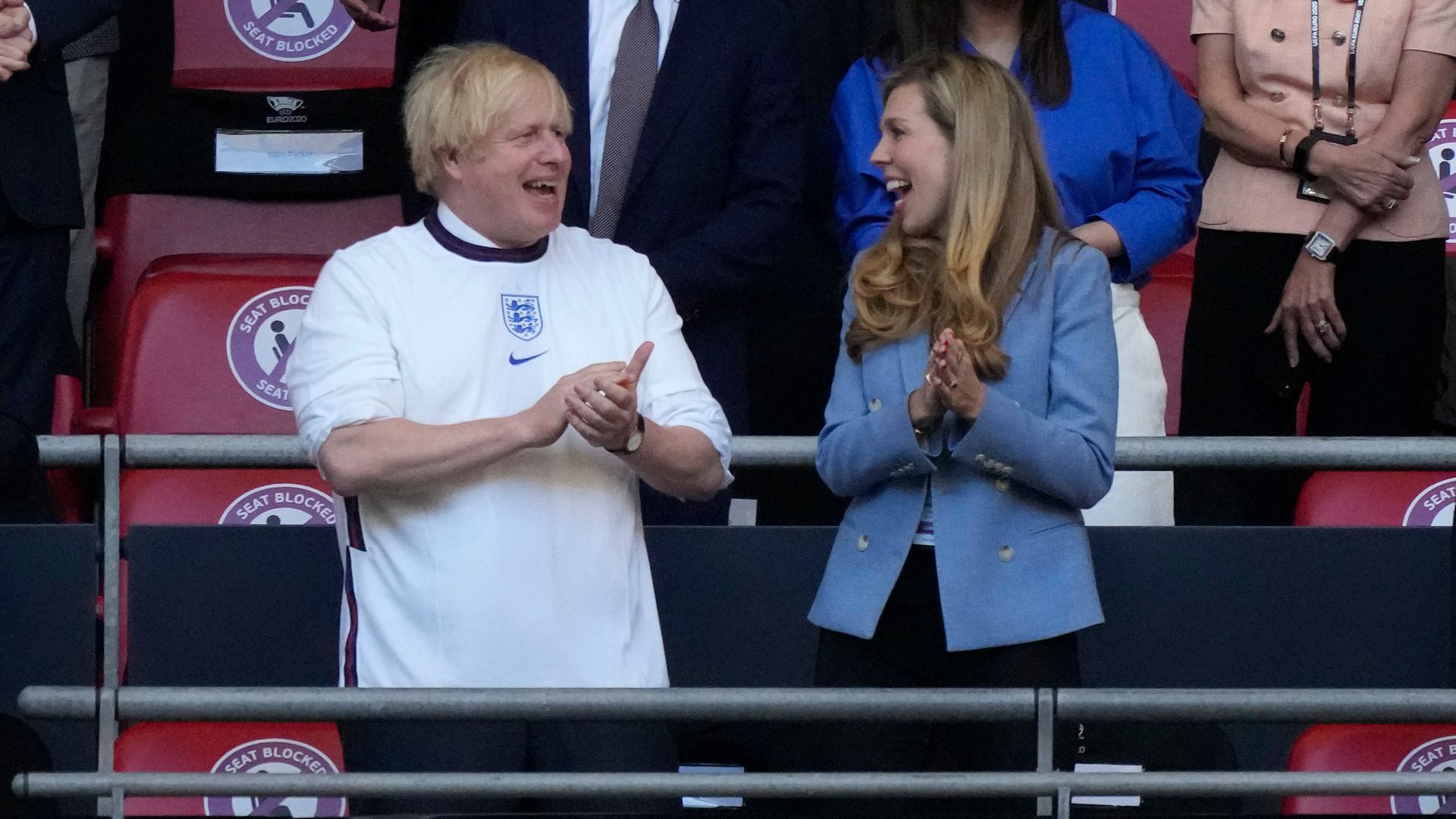 boris johnson euro 2020