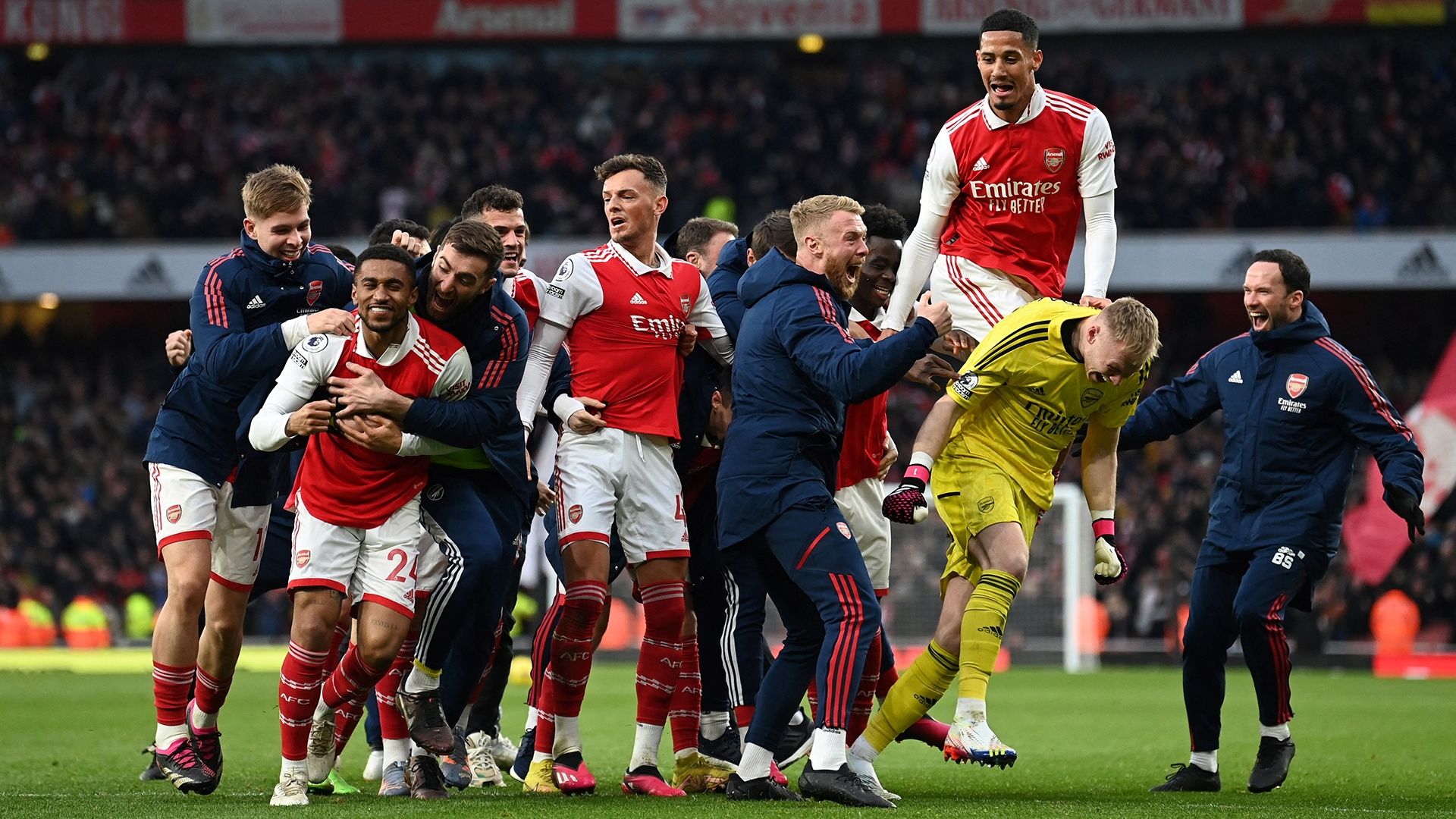 Arsenal celebrate Bournemouth Premier League 2022-23