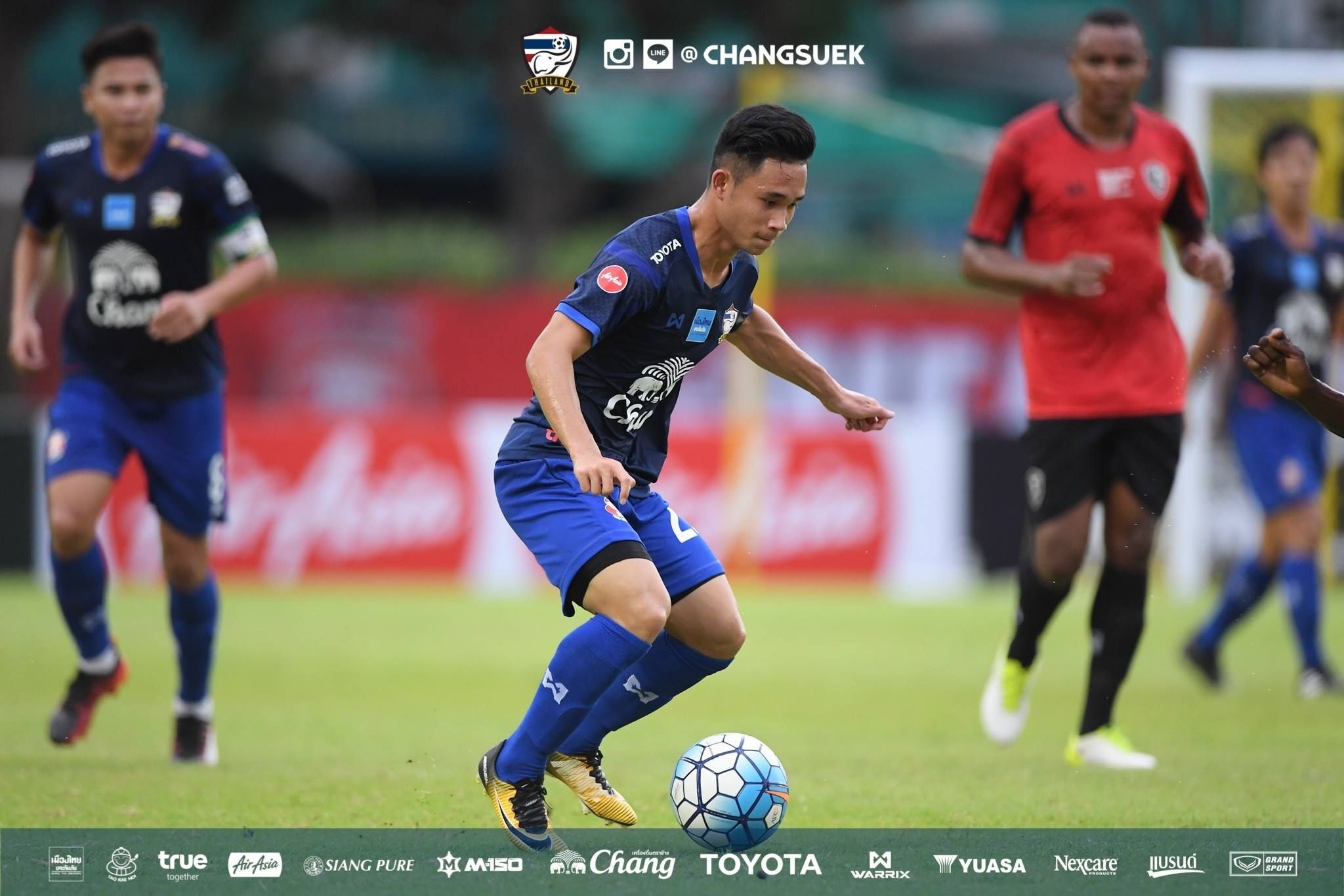 สุภโชค สารชาติ