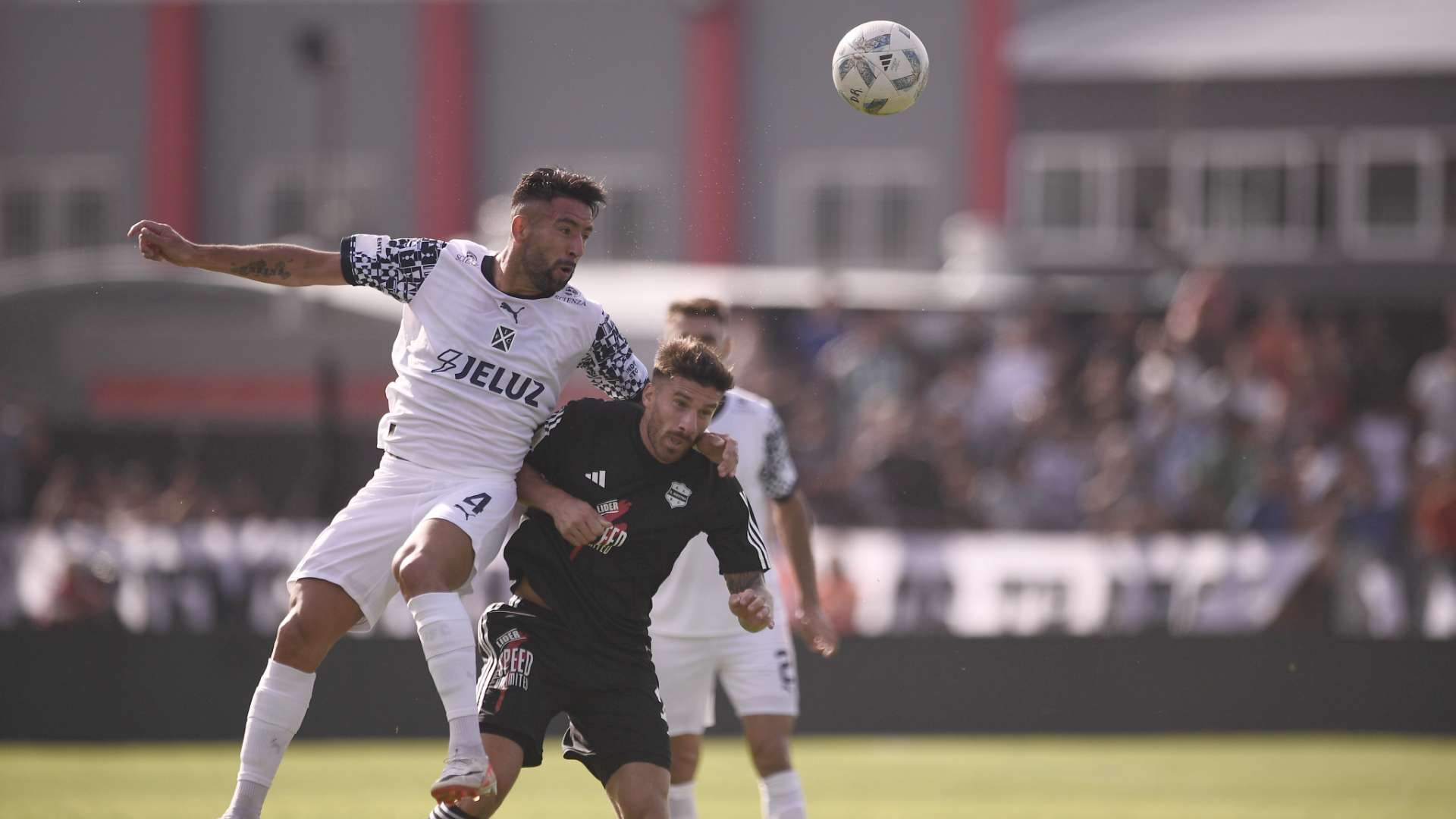 Mauricio Isla Independiente Riestra Copa de la Liga 2024