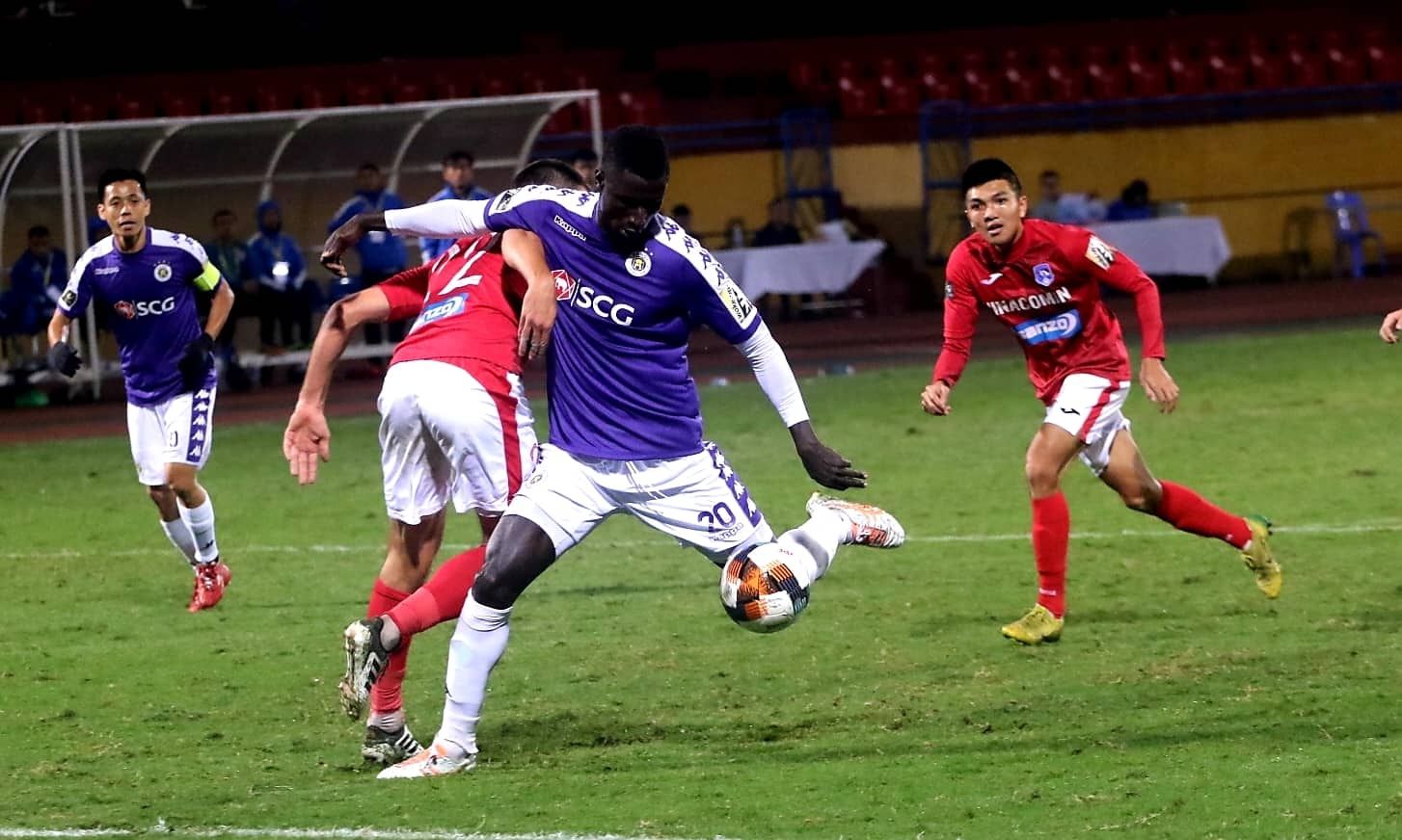 Pape Omar Faye Ha Noi vs Than Quang Ninh V.League 2019