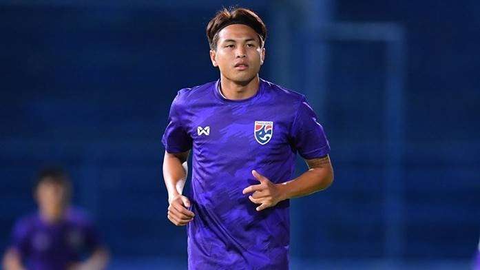 Thitipan Puangchan Thailand Football Teams