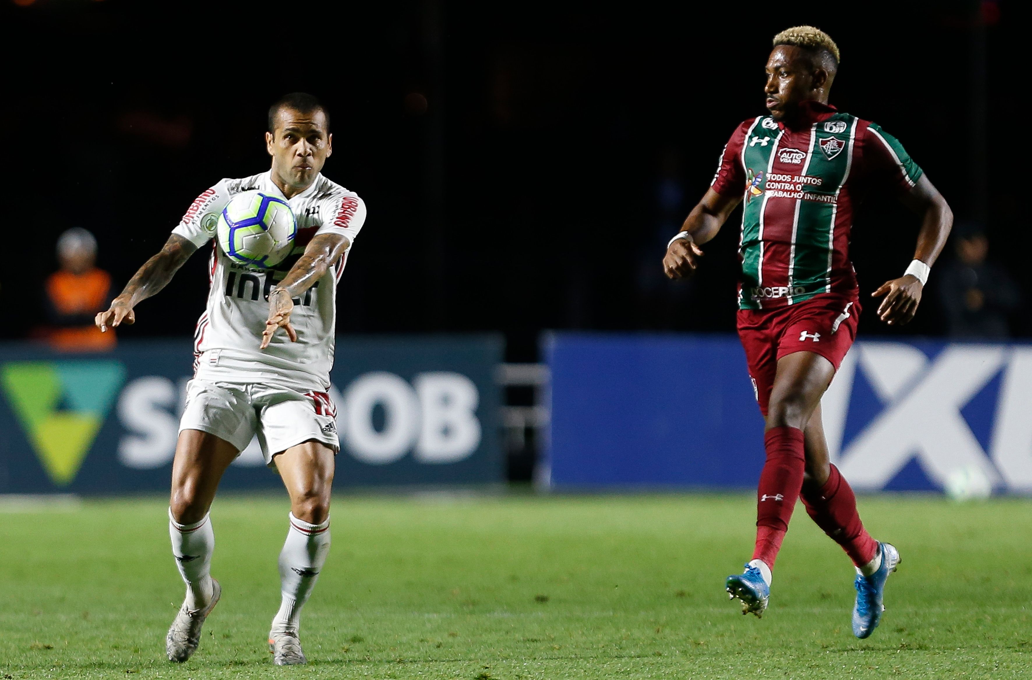 Daniel Alves São Paulo Fluminense 2019