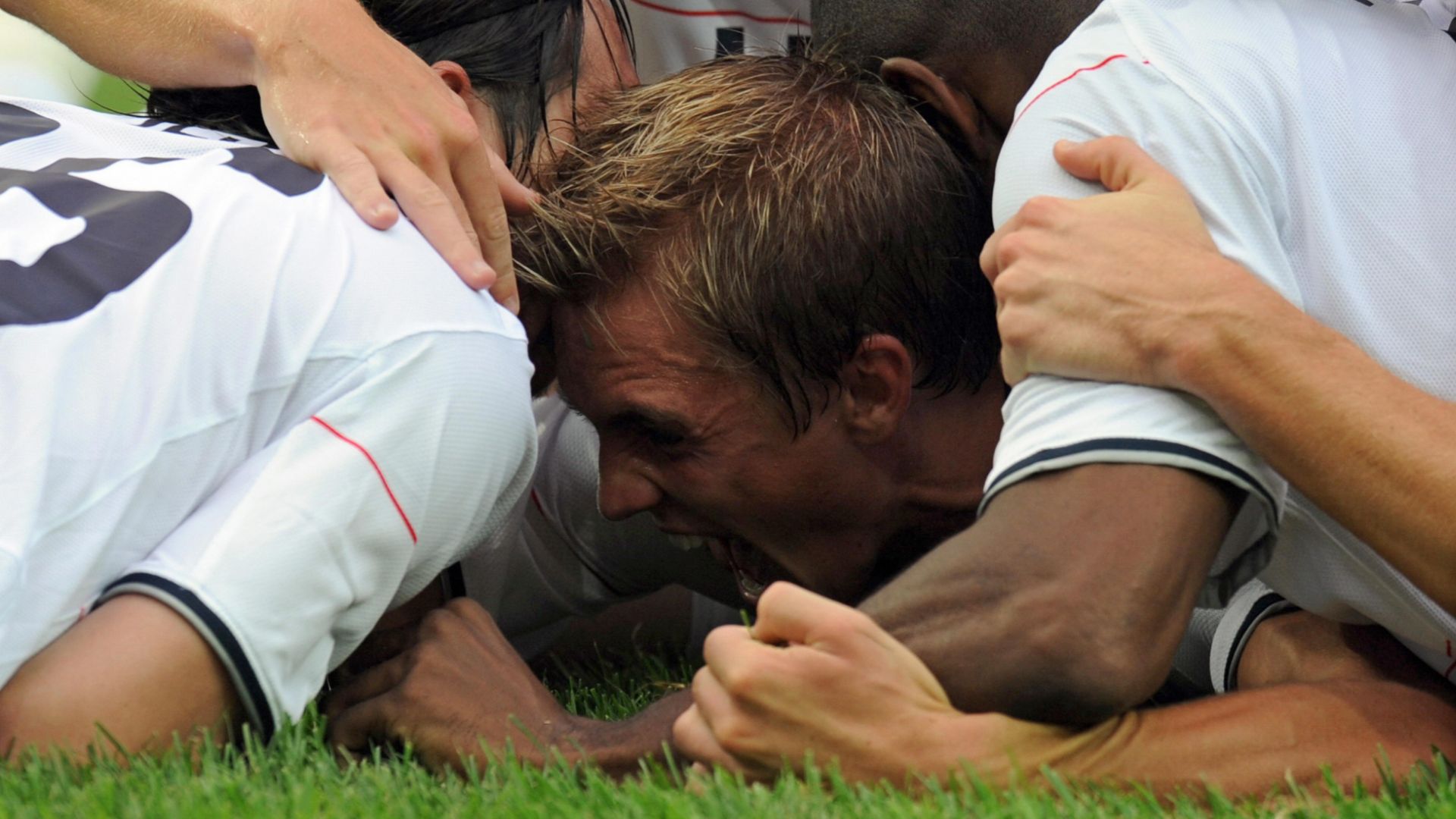 Stuart Holden USMNT 2008 Olympics