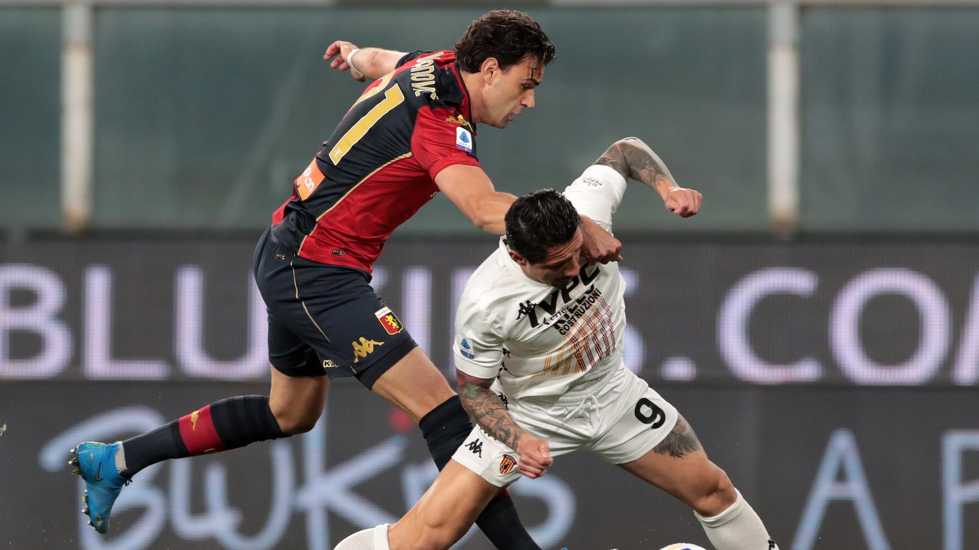 Ivan Radovanovic Gianluca Lapadua Genoa Benevento Serie A