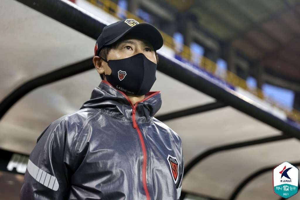 포항 김기동 감독