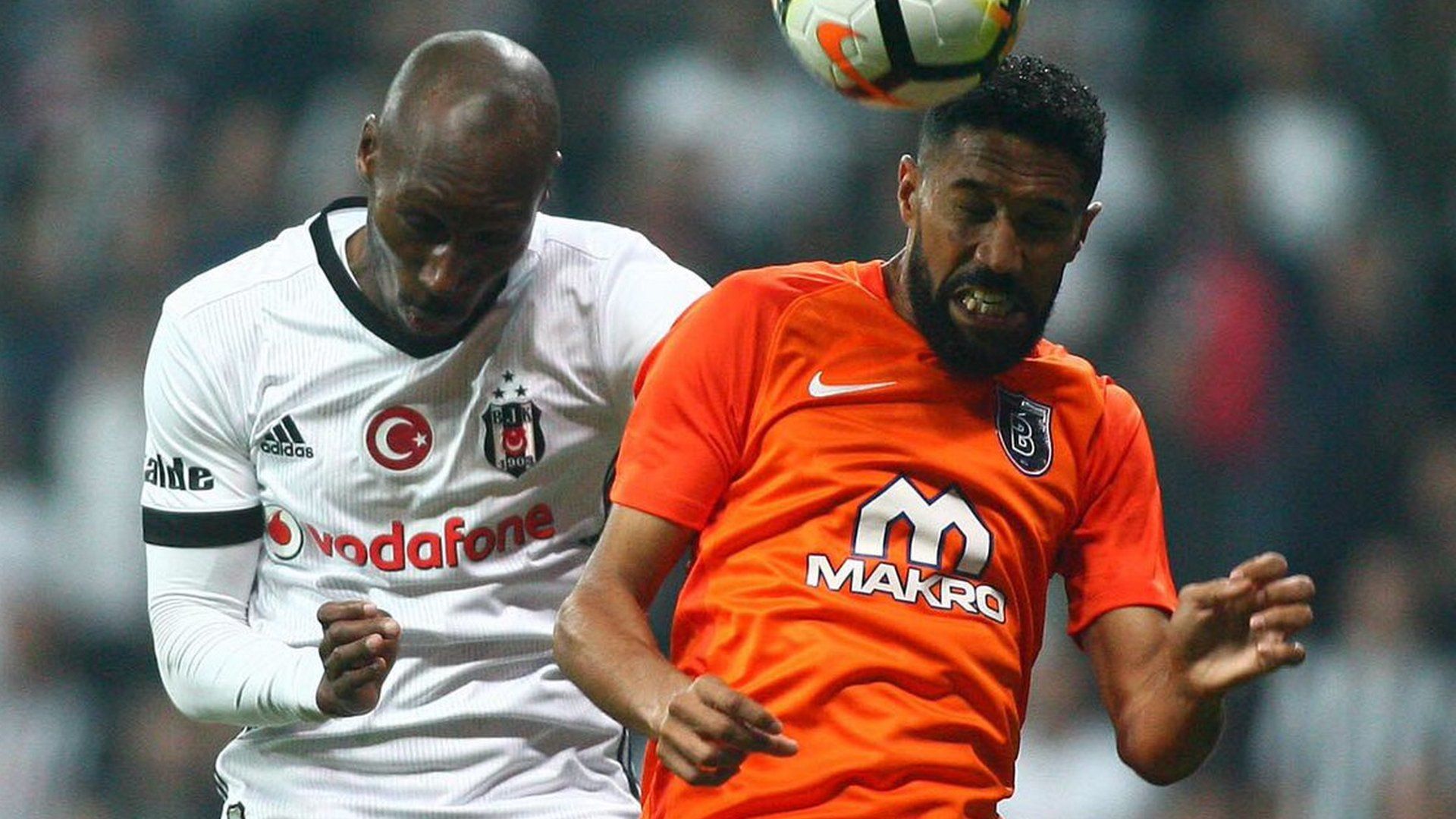 Atiba Hutchinson Gael Clichy Besiktas Basaksehir TSL 10232017