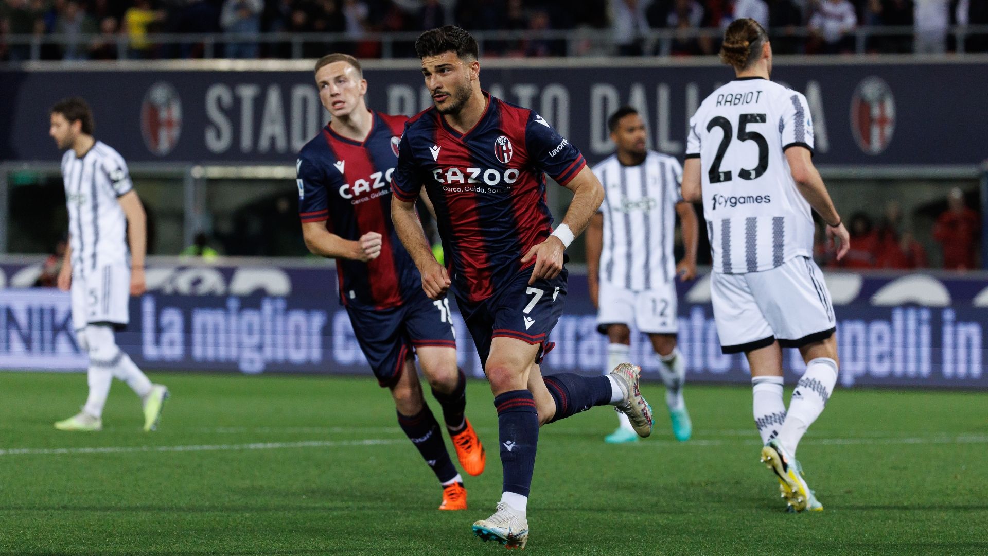 Orsolini Bologna Juventus