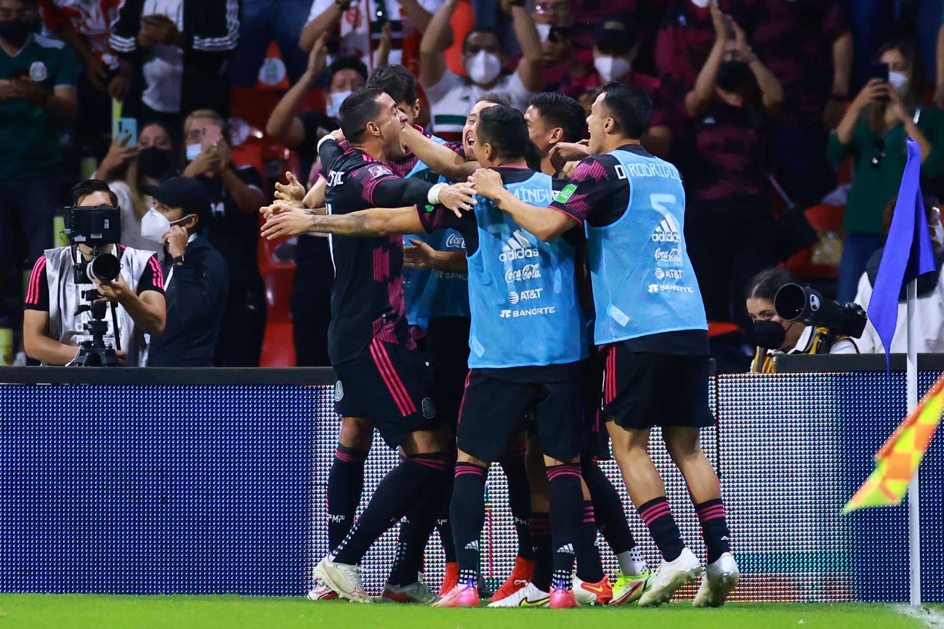 Rogelio Funes Mori México Honduras Eliminatorias Concacaf Qatar 2022